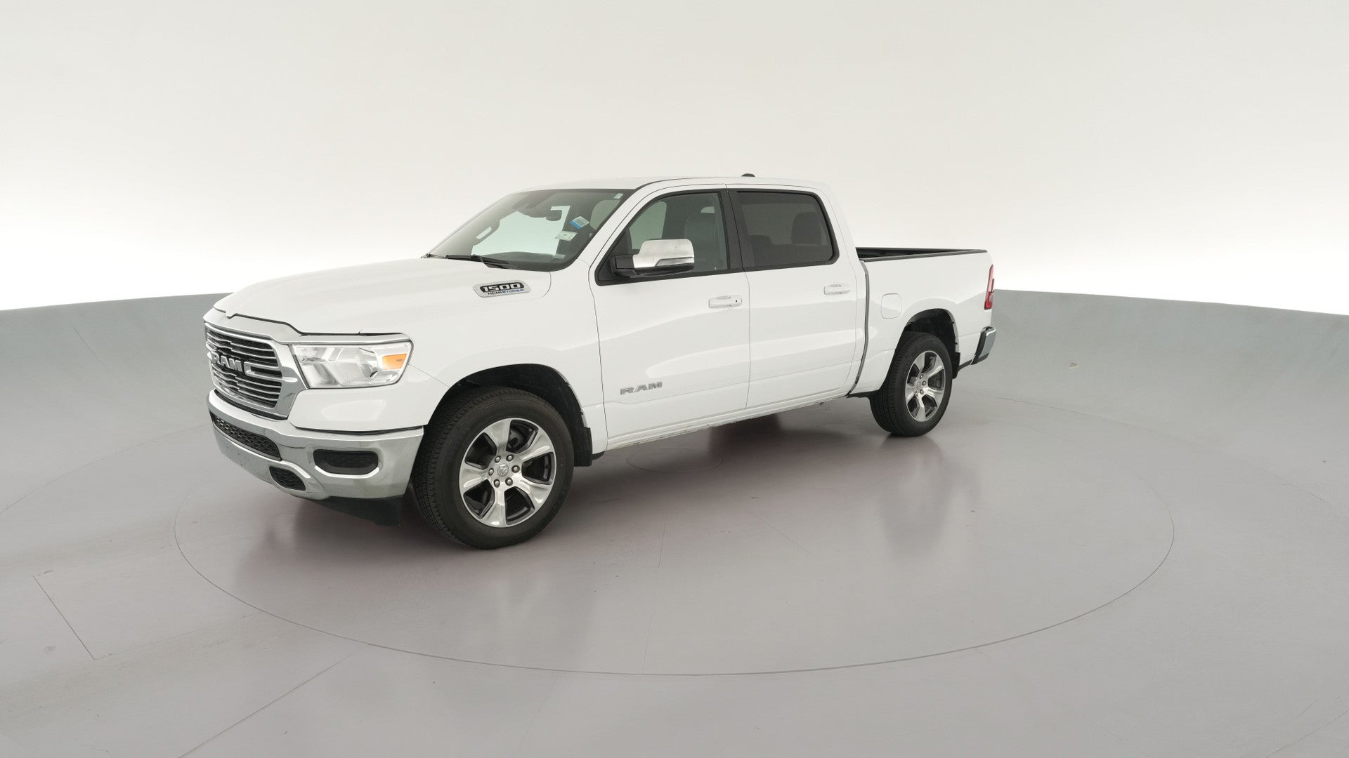 2024 Ram 1500 Crew Cab vehicle photo