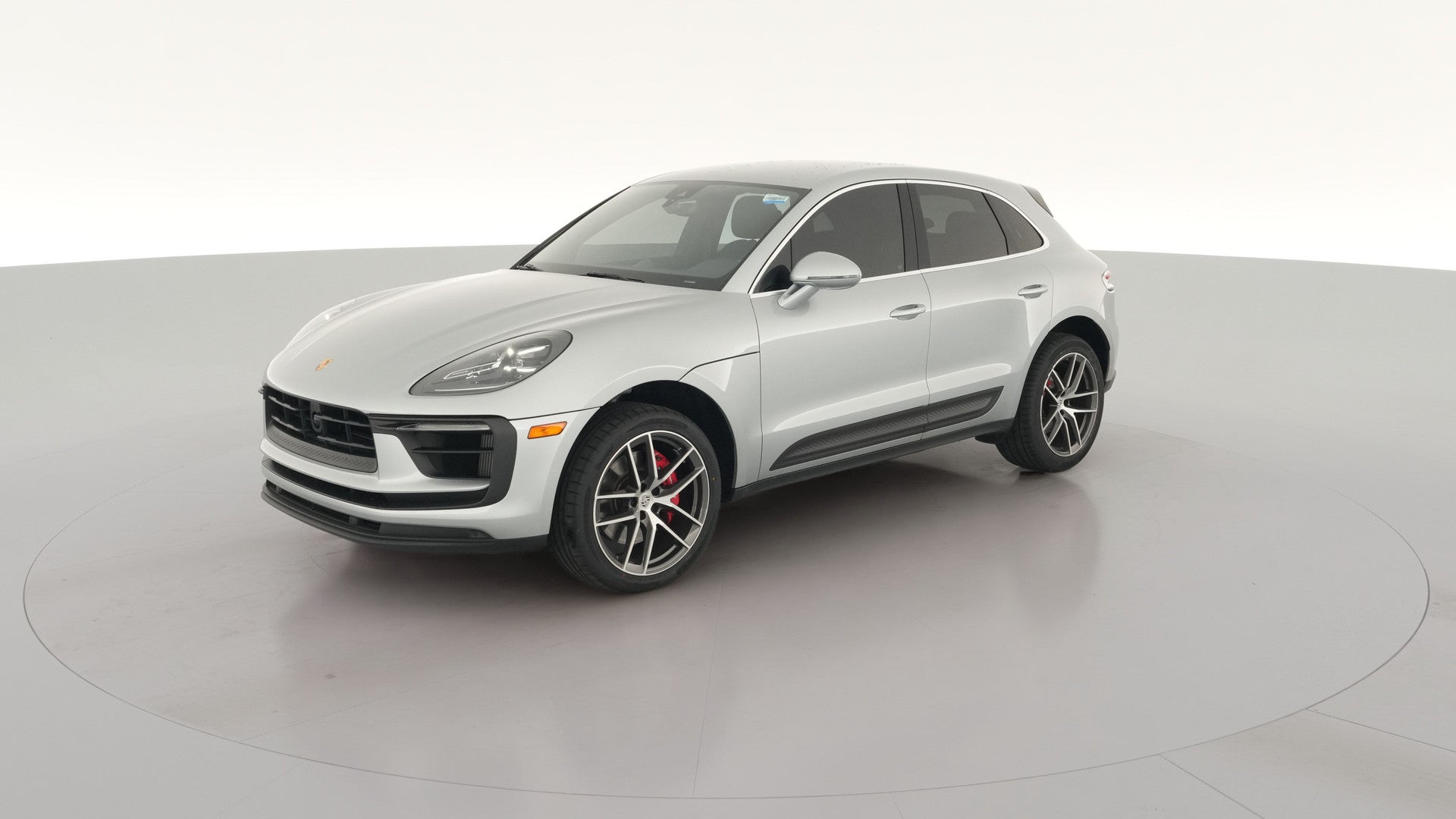 2023 Porsche Macan vehicle photo