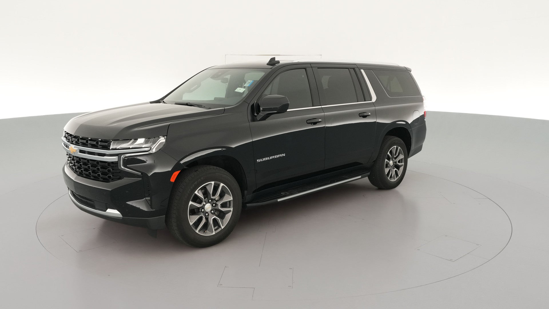 2023 Chevrolet Suburban vehicle photo