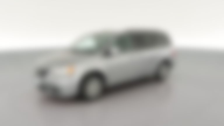 2015 Chrysler Town & Country vehicle photo