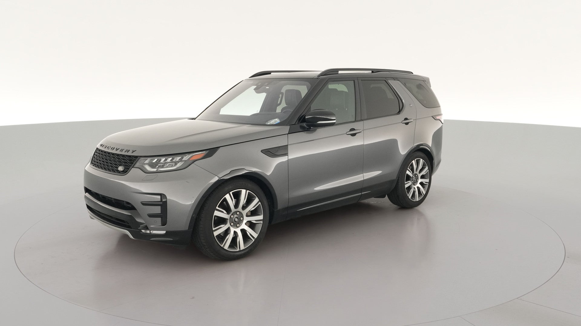 2019 Land Rover Discovery vehicle photo