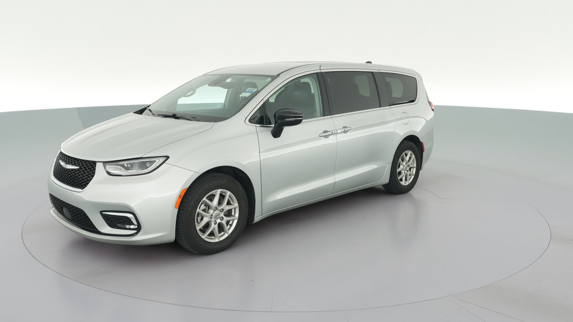 2024 Chrysler Pacifica vehicle photo