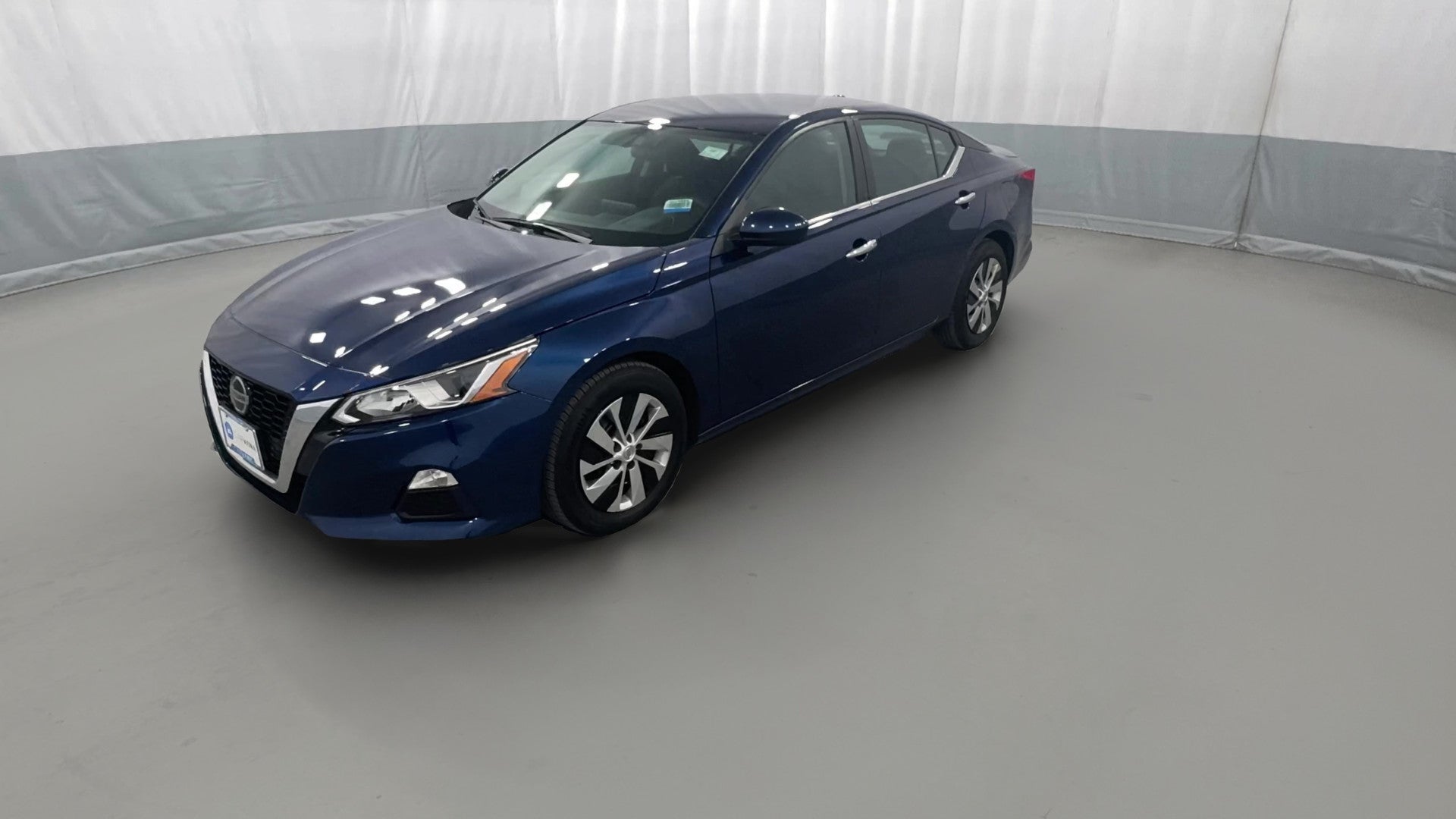 2020 Nissan Altima vehicle photo