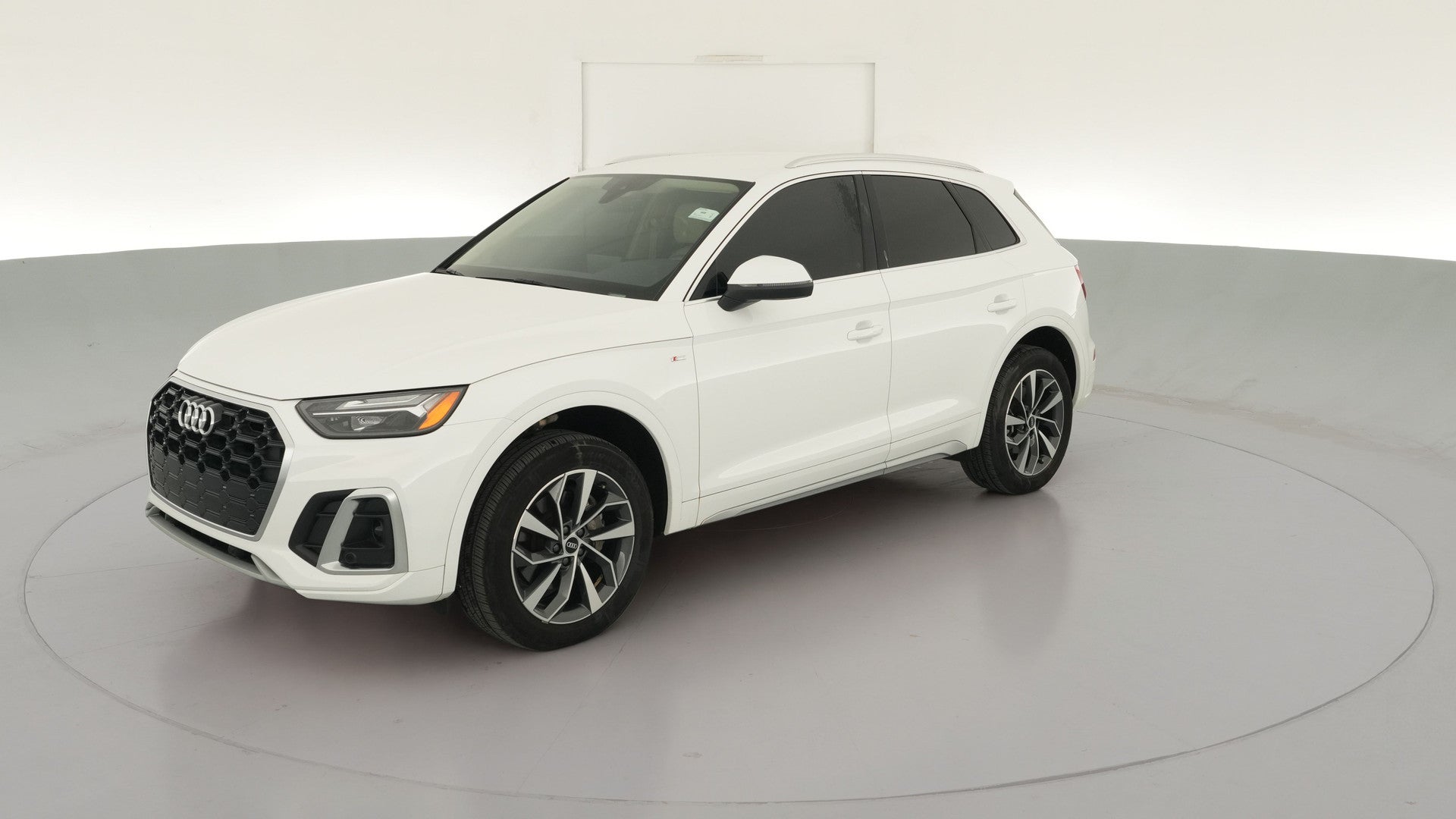 2022 Audi Q5 vehicle photo