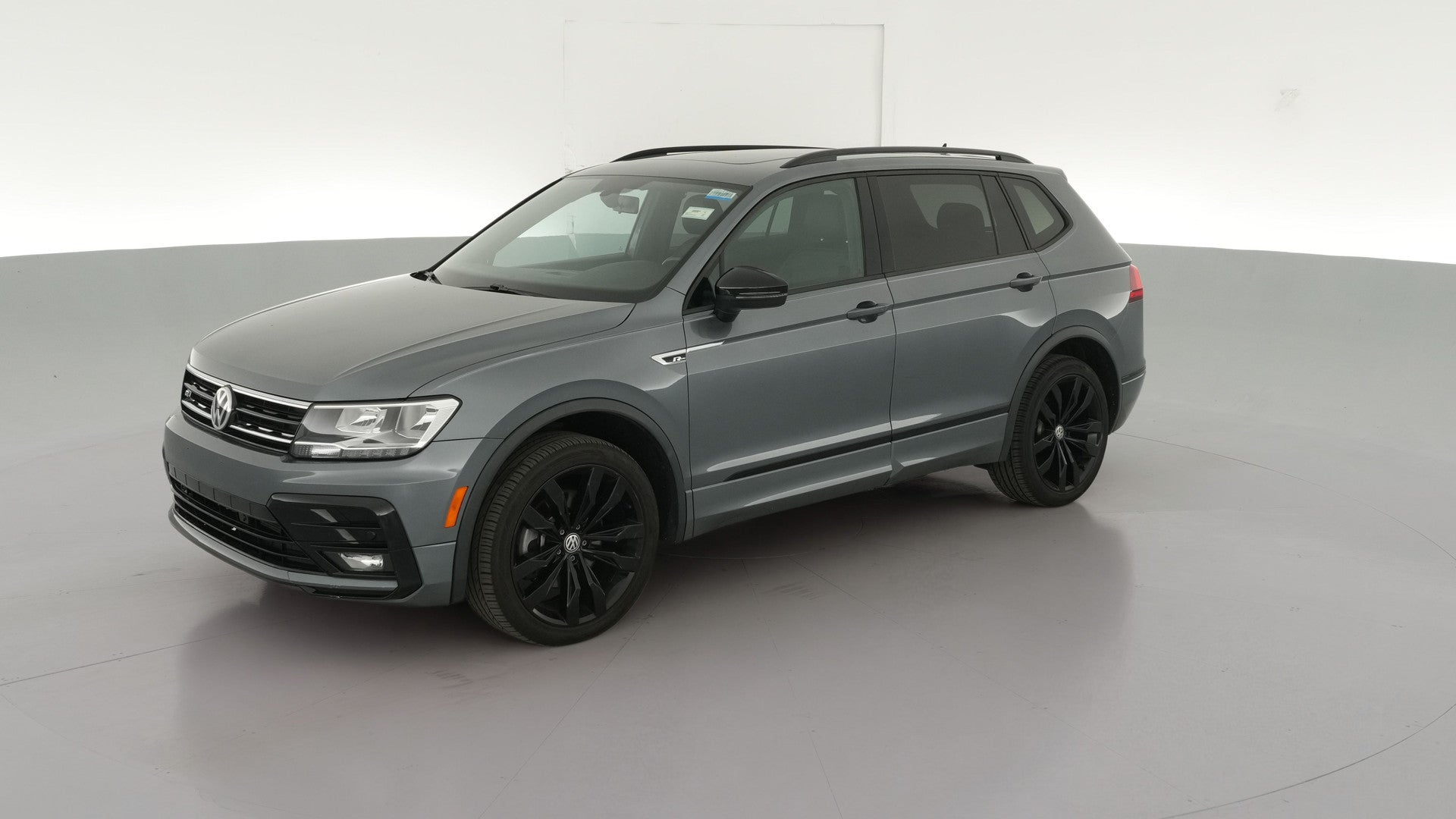 2021 Volkswagen Tiguan vehicle photo