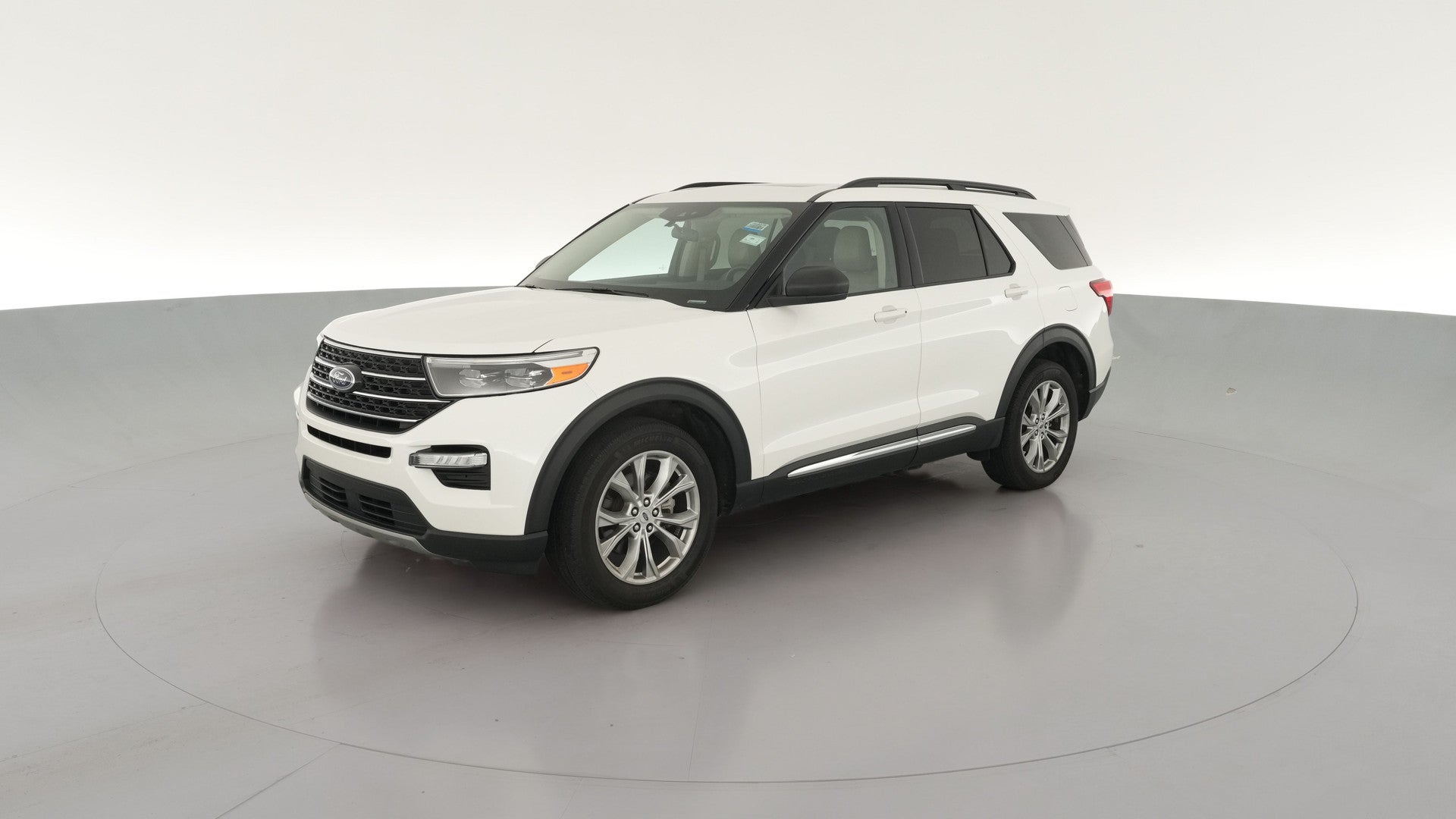 2024 Ford Explorer vehicle photo