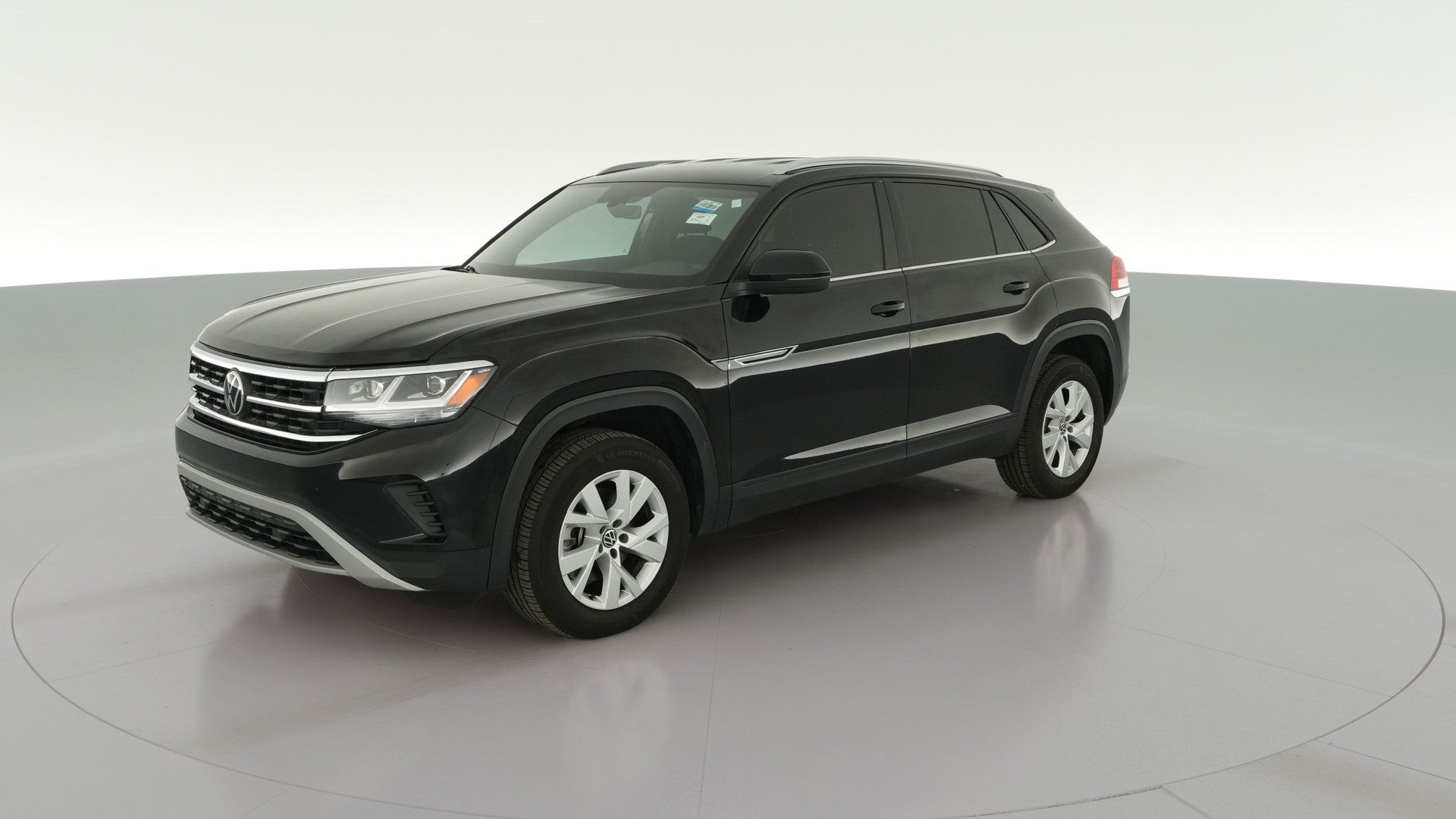 2020 Volkswagen Atlas Cross Sport vehicle photo