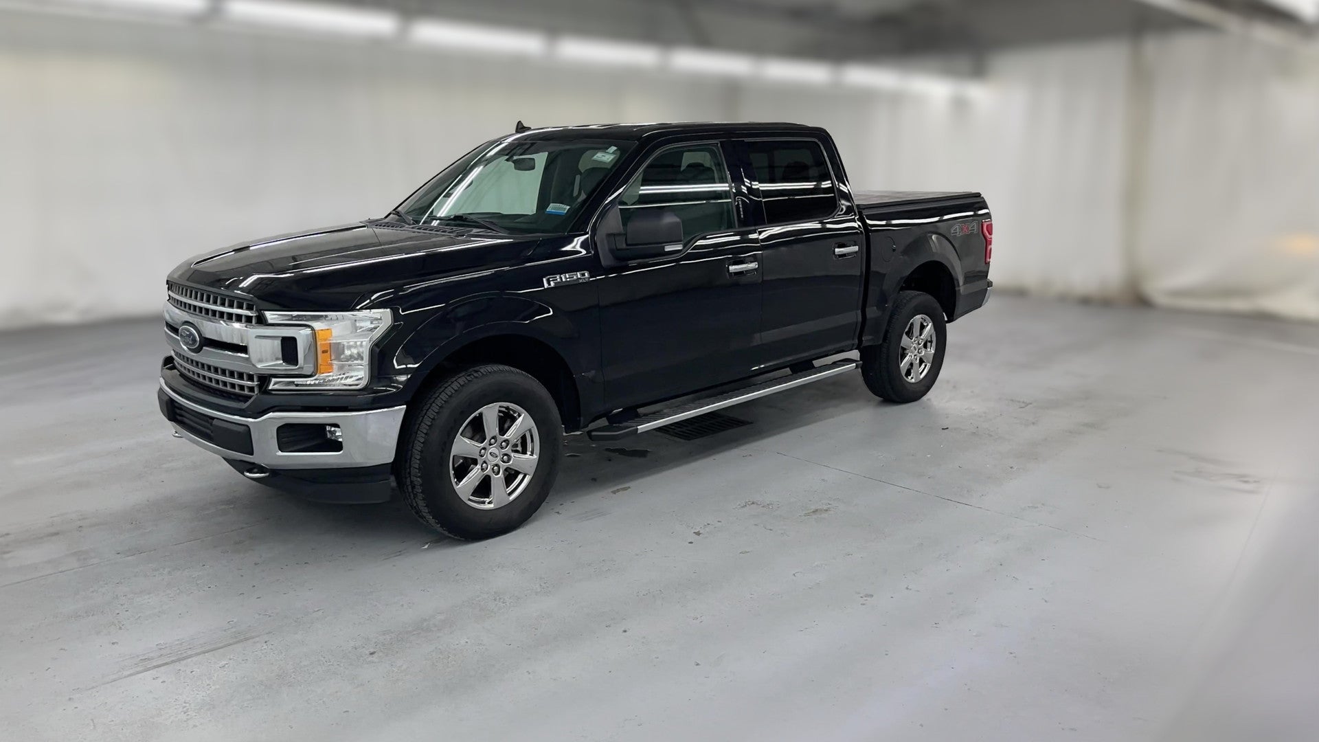 2019 Ford F150 SuperCrew Cab vehicle photo