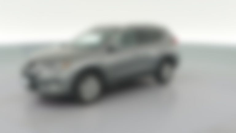 2019 Nissan Rogue vehicle photo