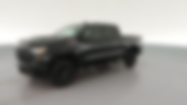 2025 Chevrolet Silverado 1500 Crew Cab vehicle photo