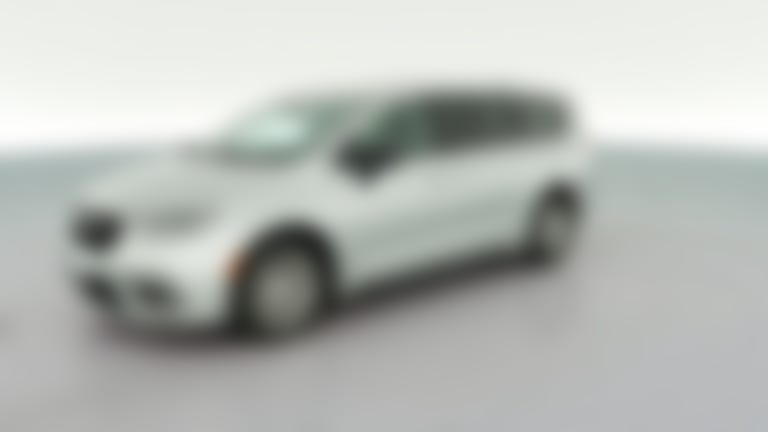 2024 Chrysler Pacifica vehicle photo