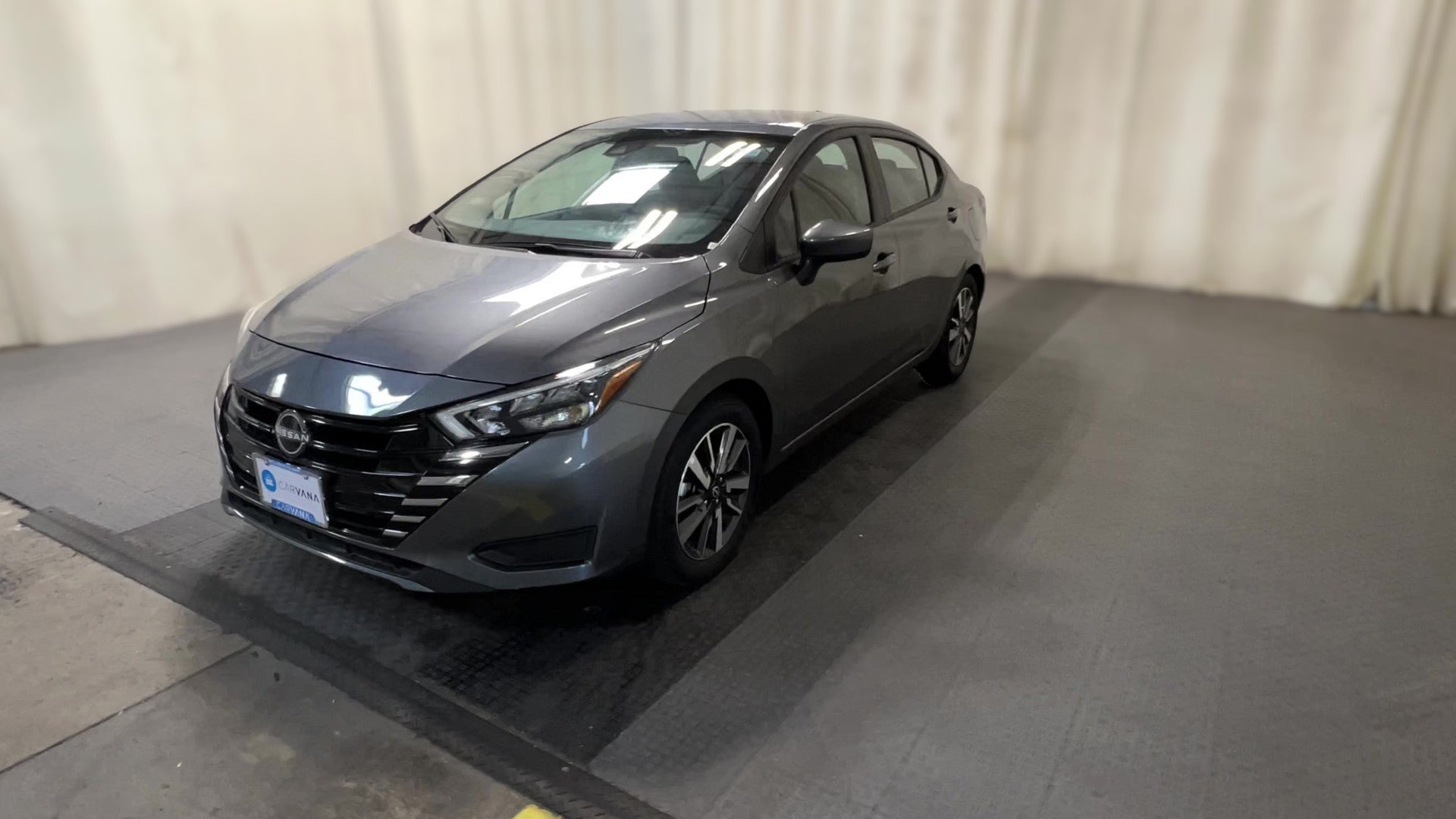2025 Nissan Versa vehicle photo