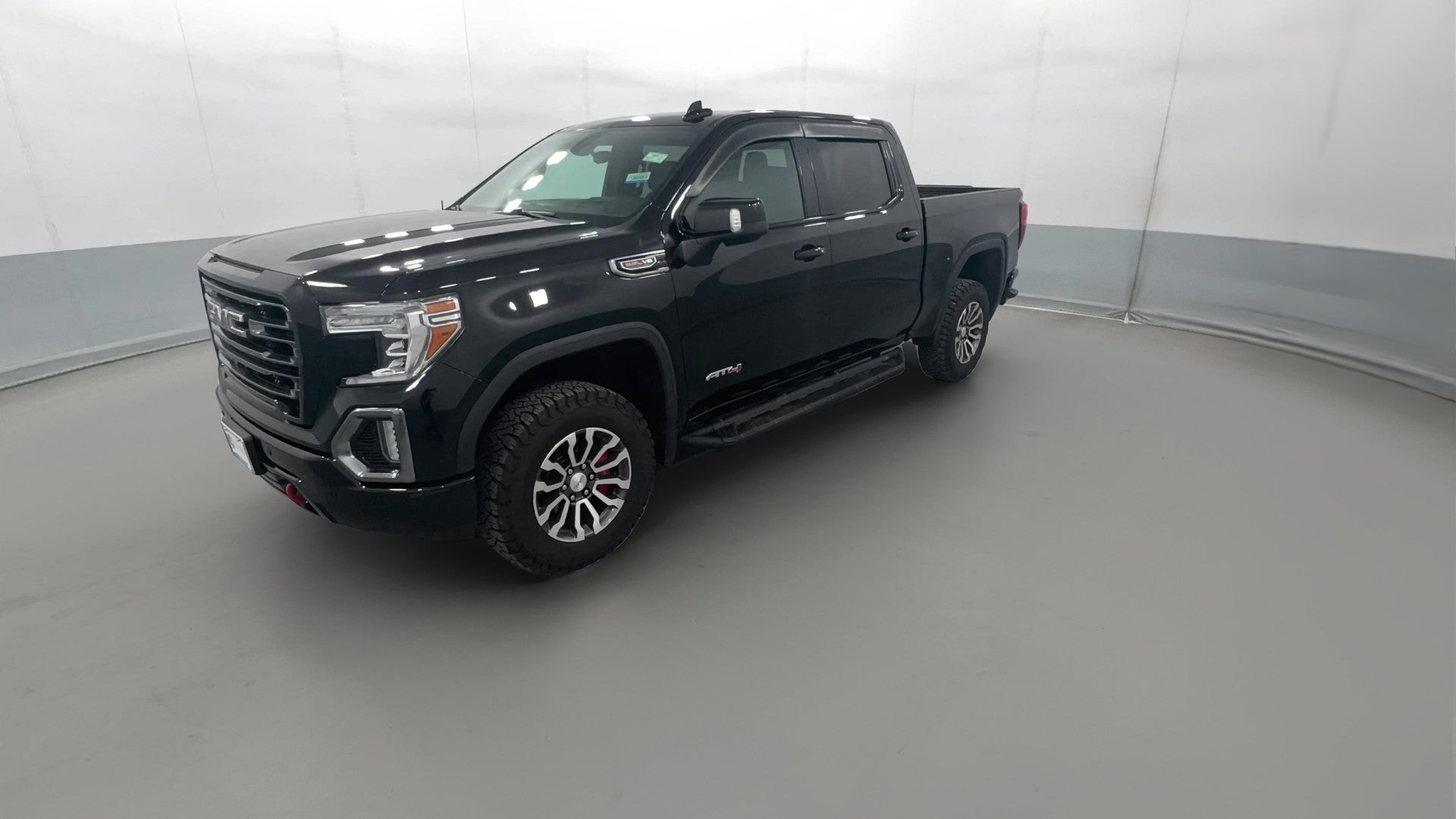 2020 GMC Sierra 1500 Crew Cab vehicle photo