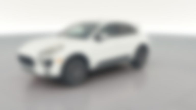 2016 Porsche Macan vehicle photo