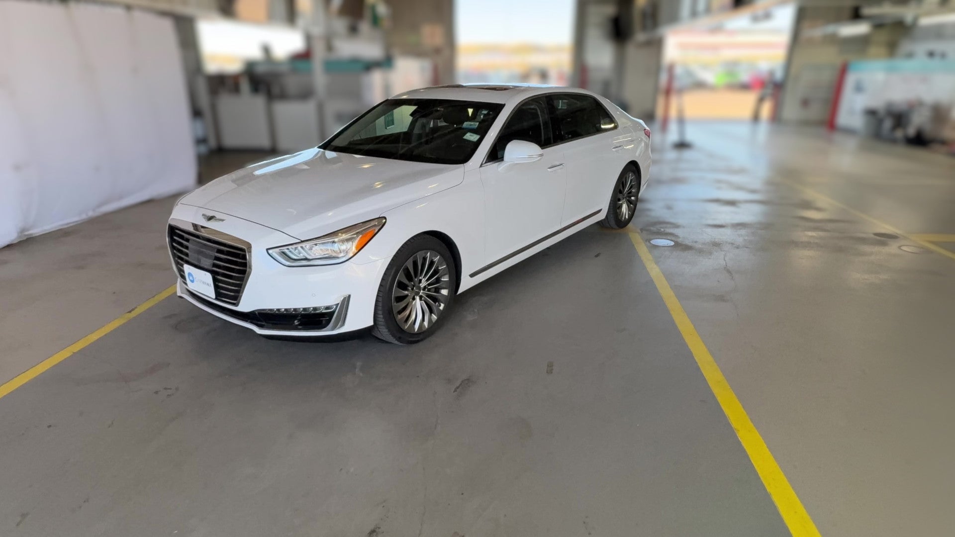 2017 Genesis G90 vehicle photo
