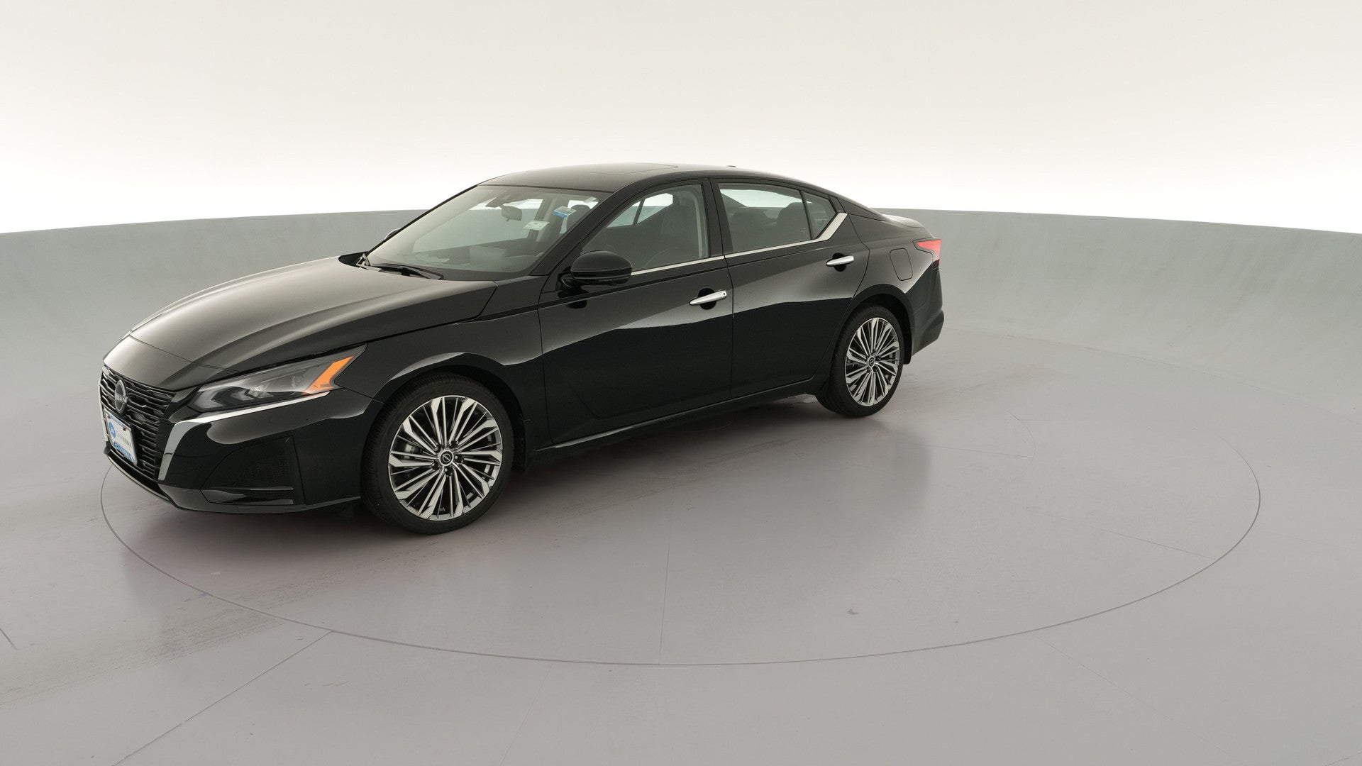 2024 Nissan Altima vehicle photo