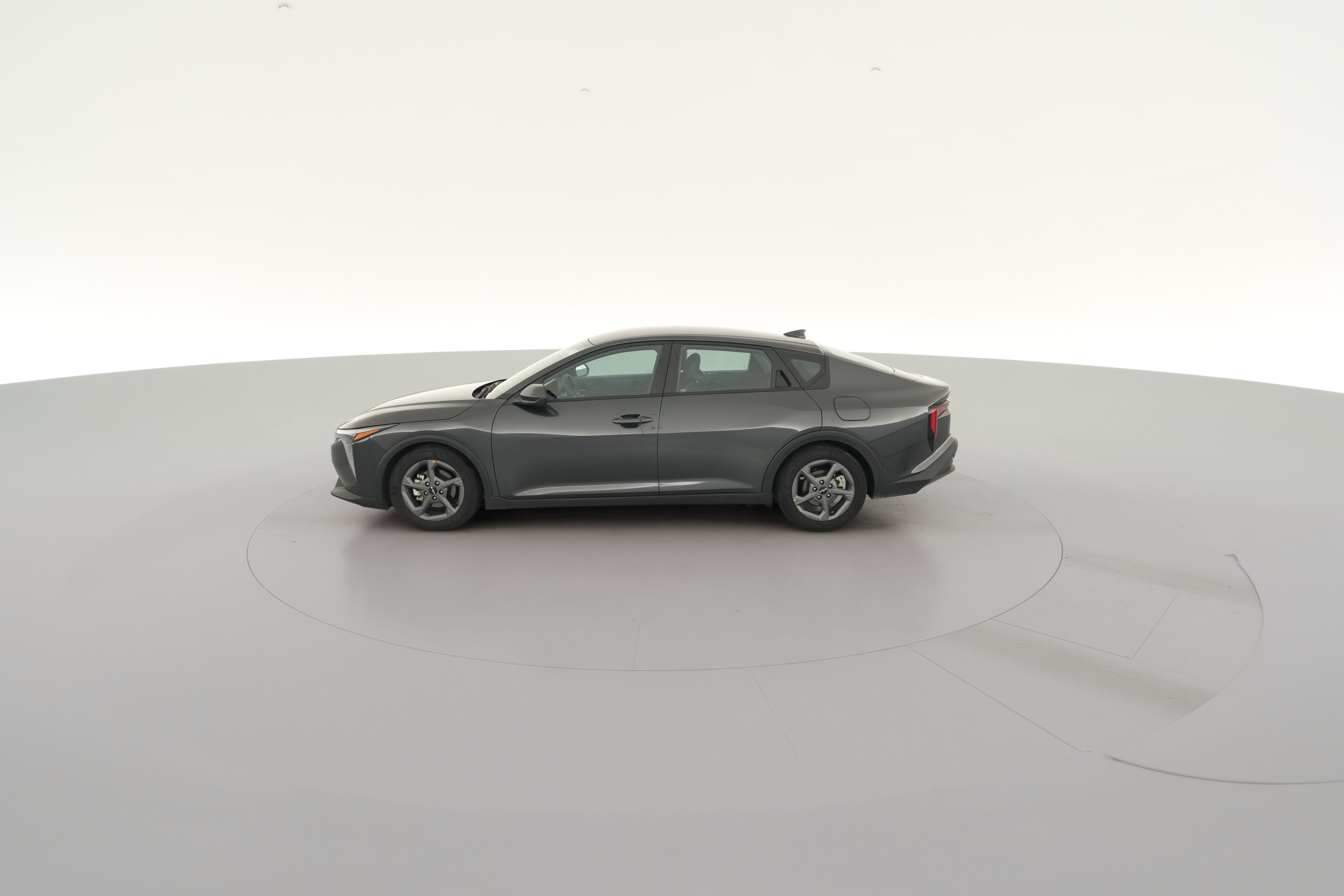 2025 Kia K4 LXS - Photo 27