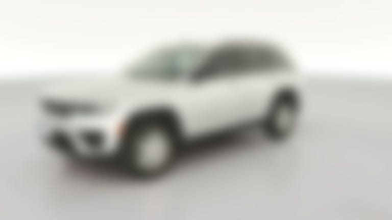 2024 Jeep Grand Cherokee vehicle photo