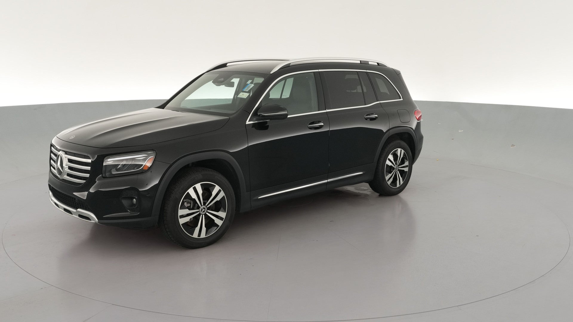 2025 Mercedes-Benz GLB vehicle photo