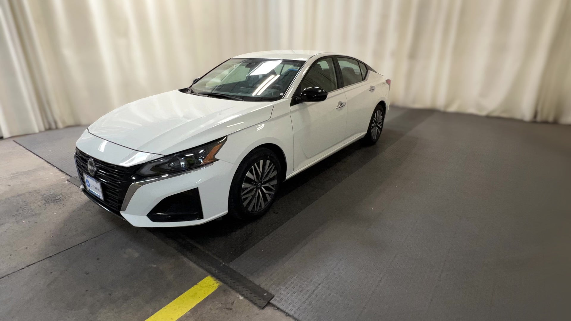 2025 Nissan Altima vehicle photo