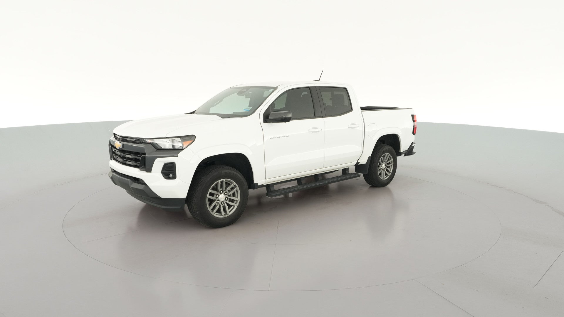 2024 Chevrolet Colorado Crew Cab vehicle photo