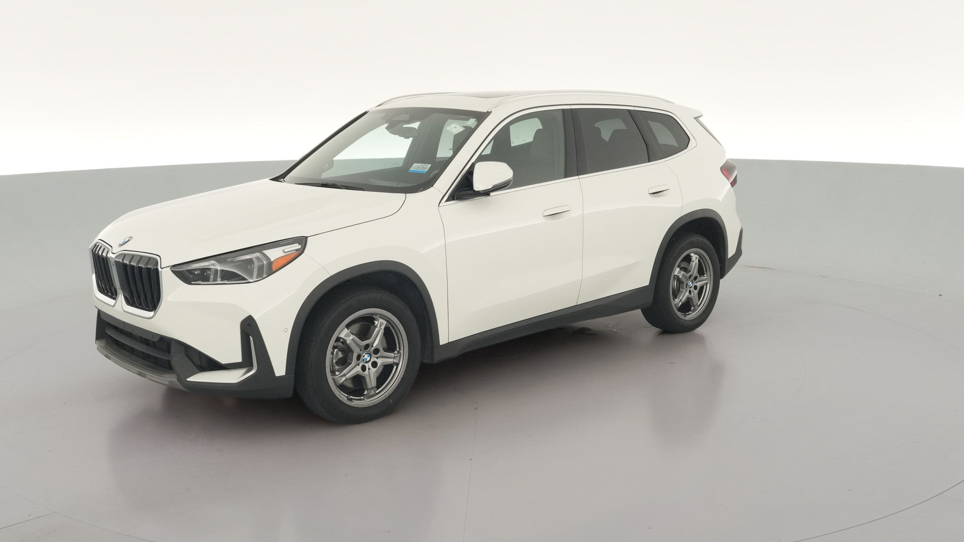 2023 BMW X1 vehicle photo