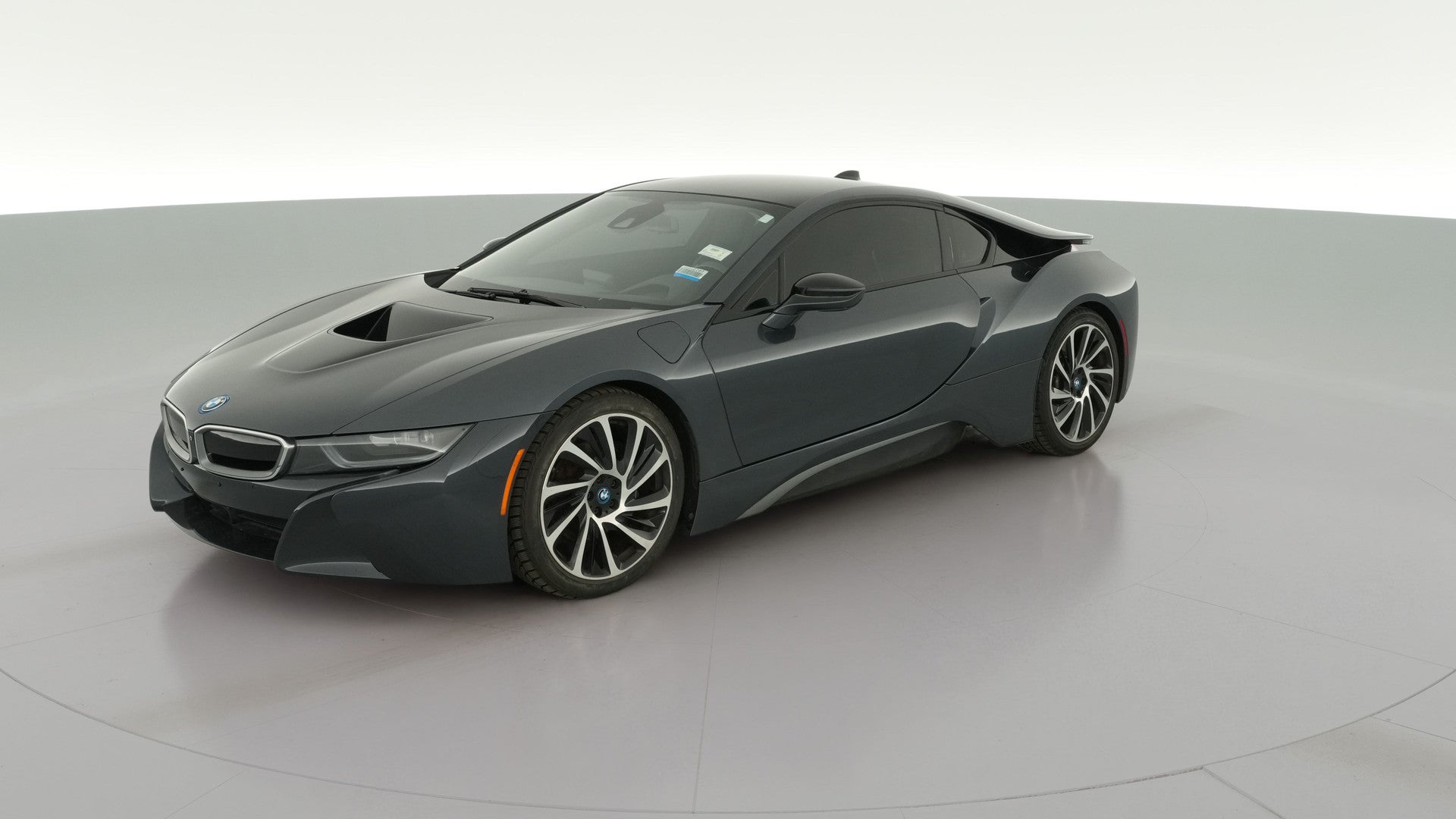 2017 BMW i8 vehicle photo