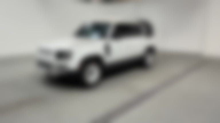 2020 Land Rover Defender 110 vehicle photo