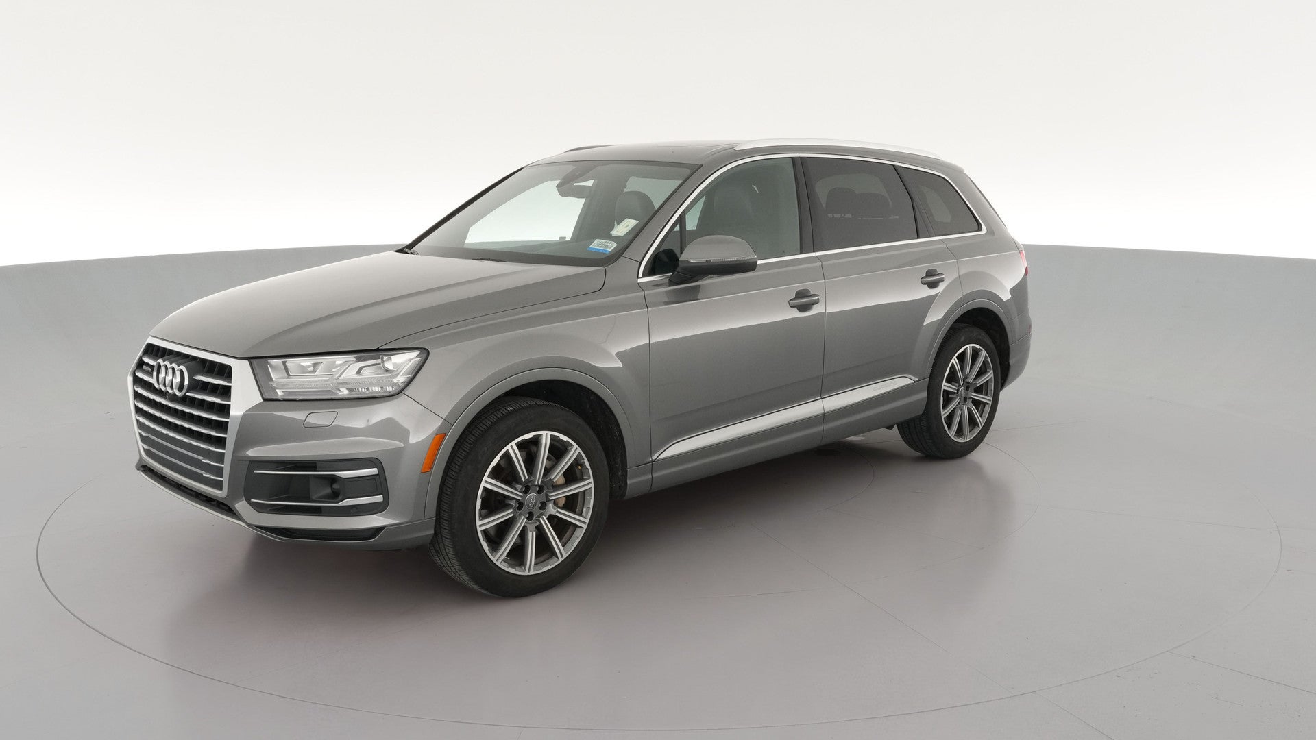 2017 Audi Q7 vehicle photo