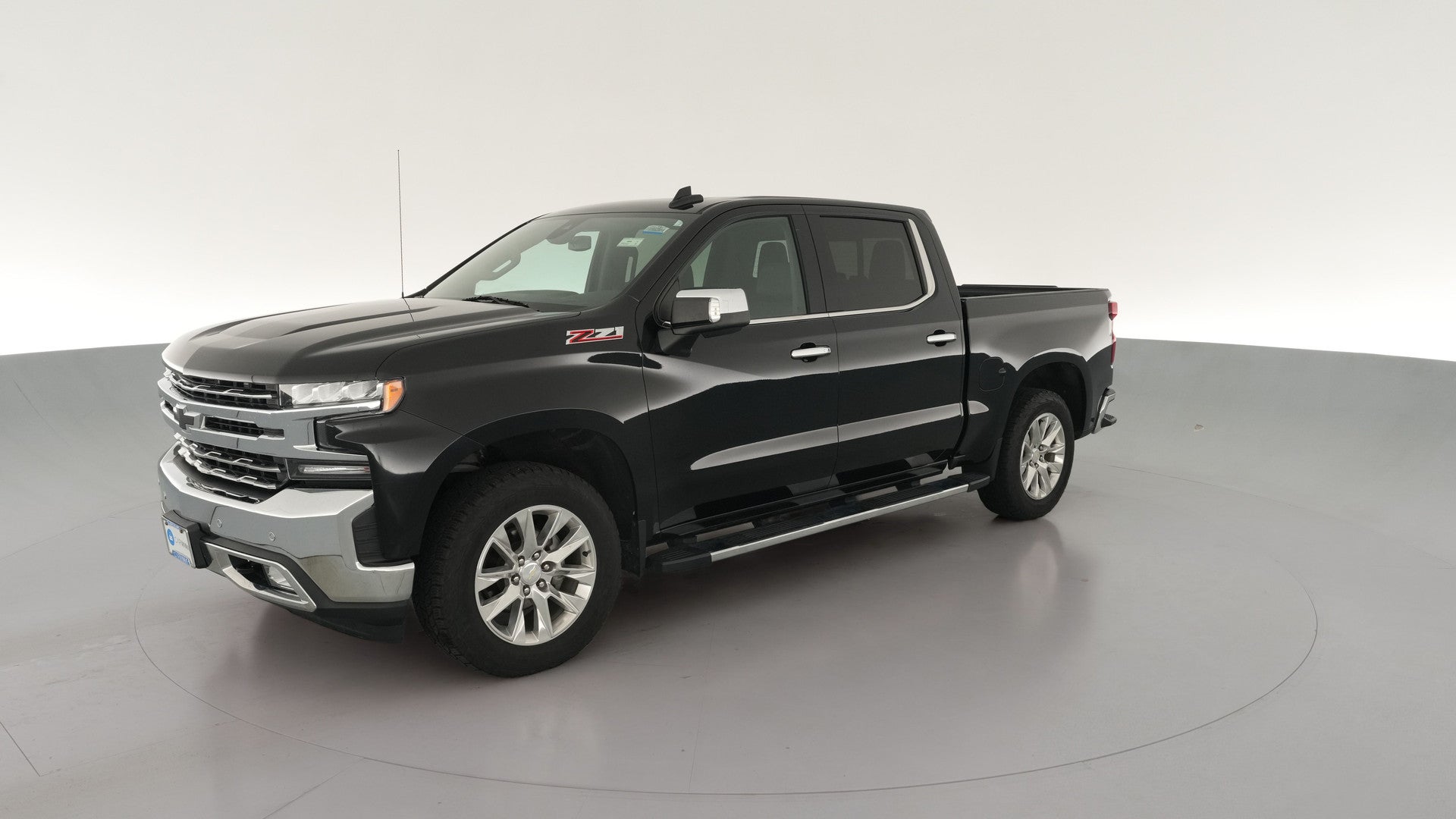 2020 Chevrolet Silverado 1500 Crew Cab vehicle photo