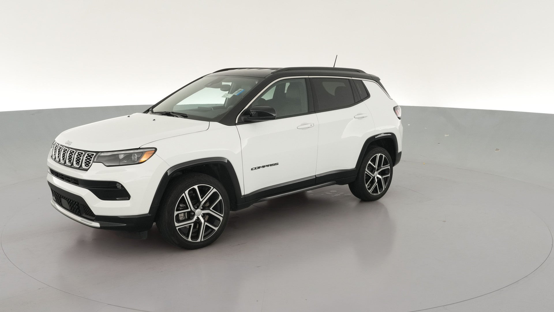 2024 Jeep Compass vehicle photo