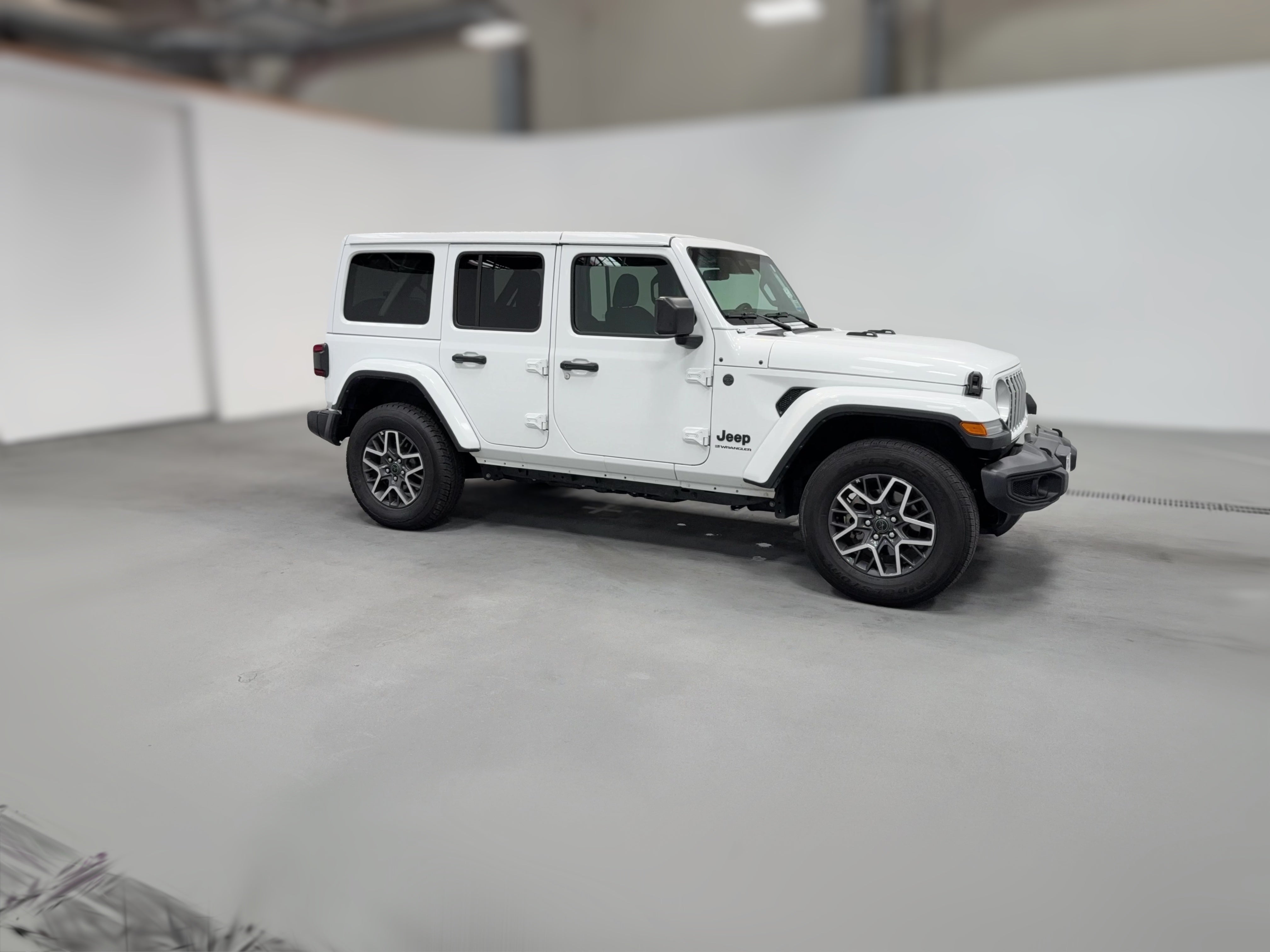 2025 Jeep Wrangler 4-Door Sahara - Photo 36