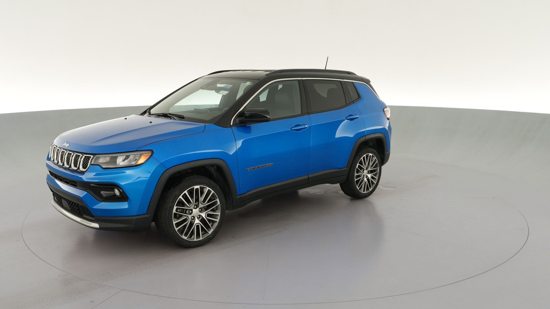 2023 Jeep Compass vehicle photo