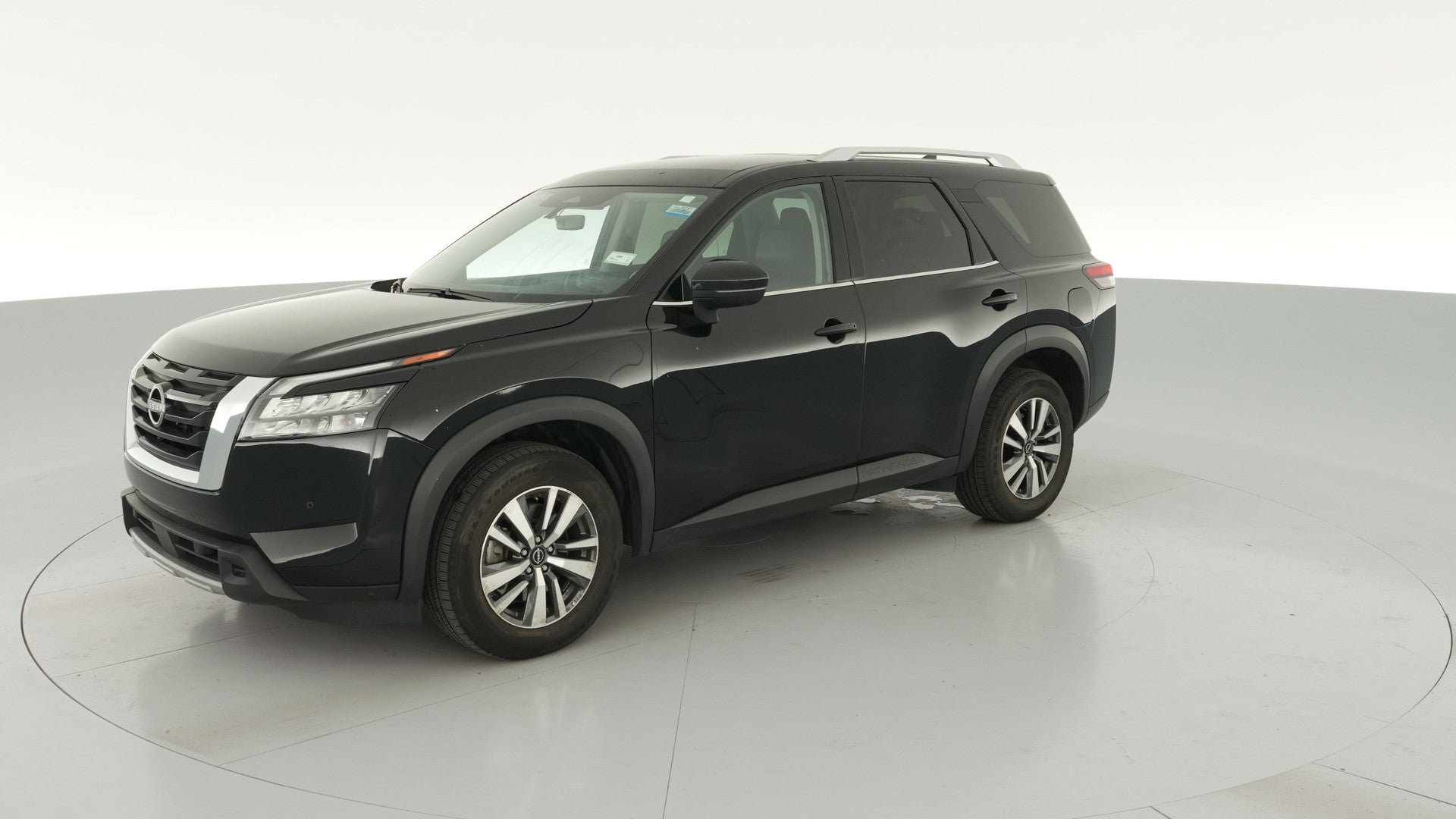 2025 Nissan Pathfinder vehicle photo
