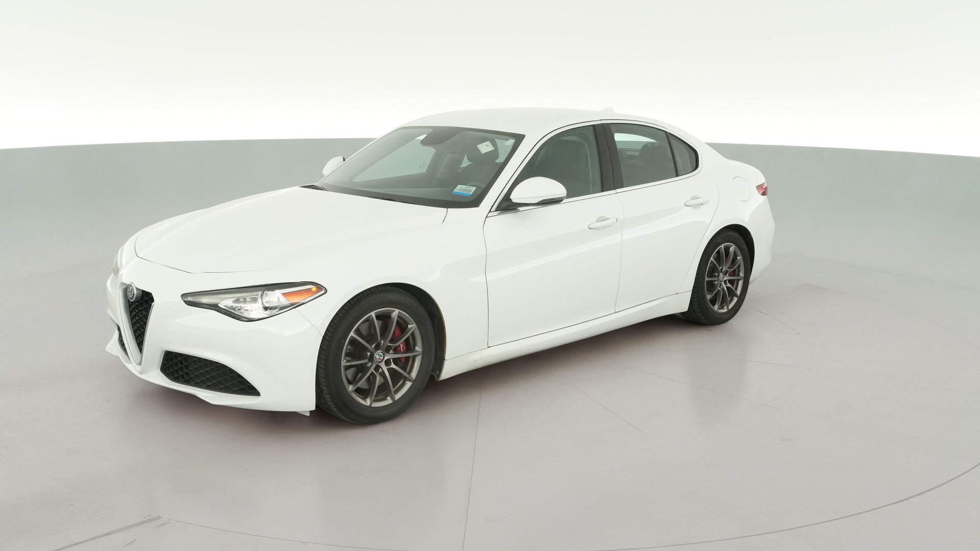 2018 Alfa Romeo Giulia vehicle photo