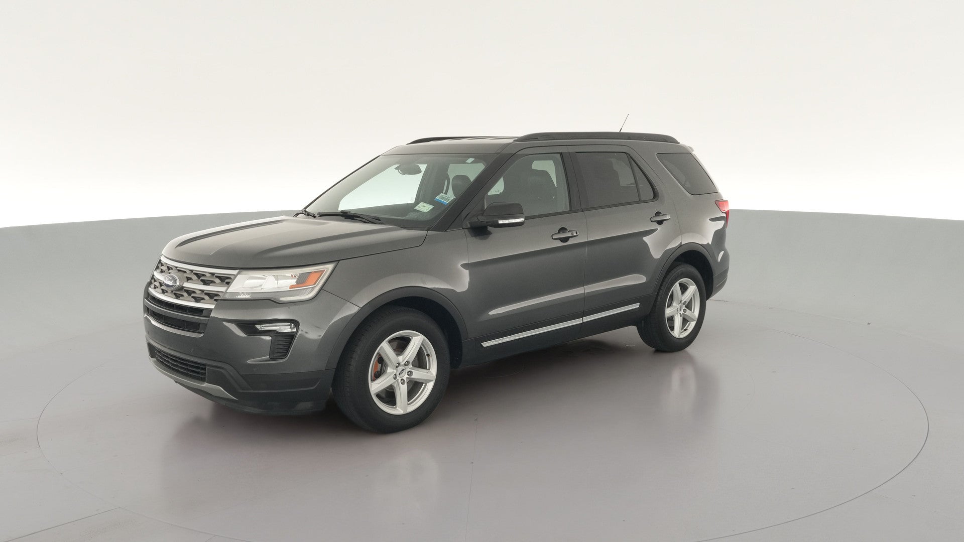2018 Ford Explorer vehicle photo