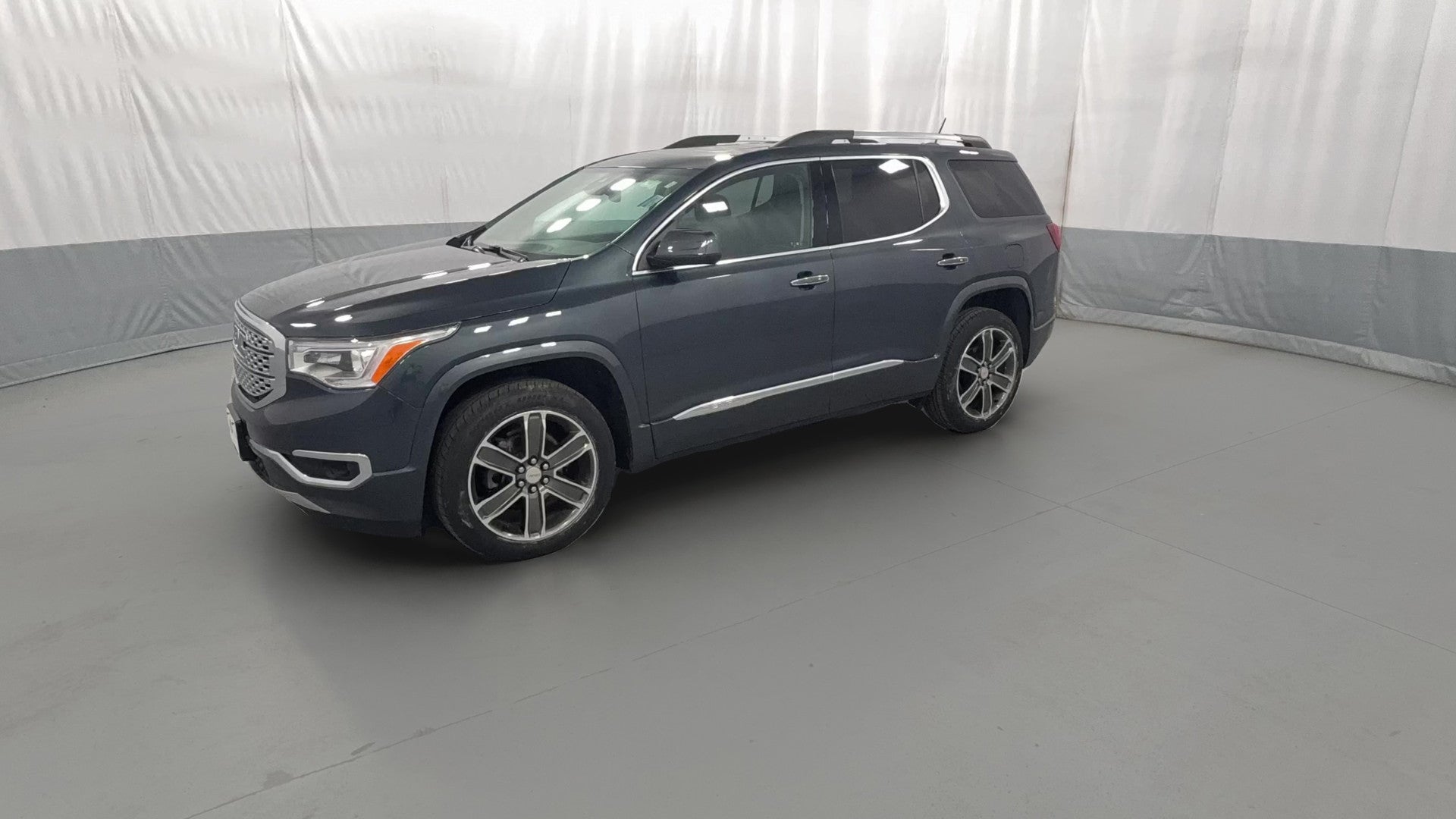 2019 GMC Acadia vehicle photo