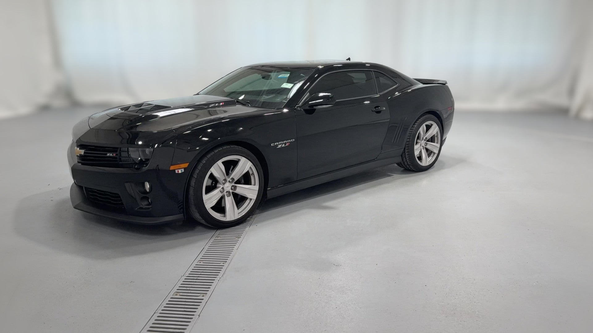 2013 Chevrolet Camaro vehicle photo