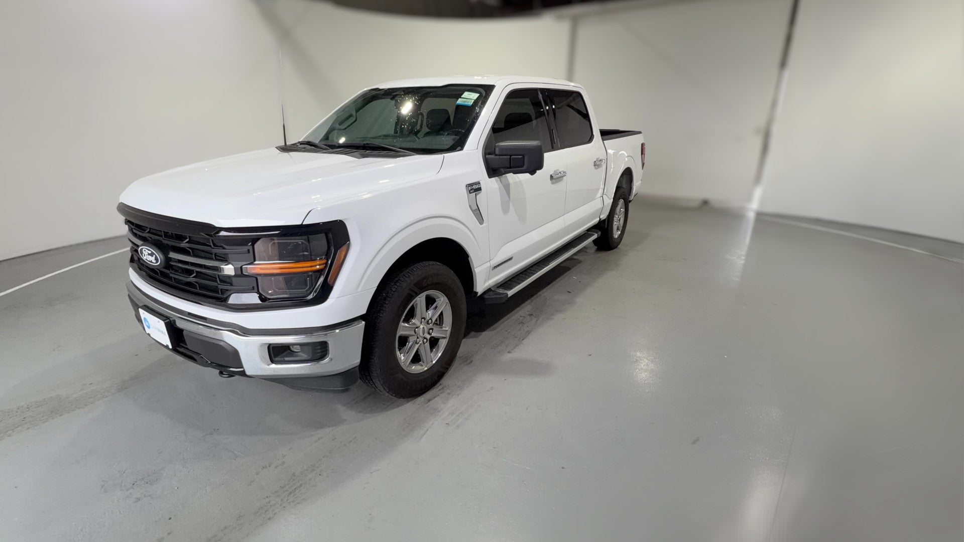 2024 Ford F150 SuperCrew Cab vehicle photo
