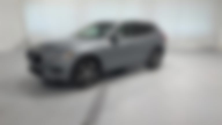 2018 Volvo XC60 vehicle photo