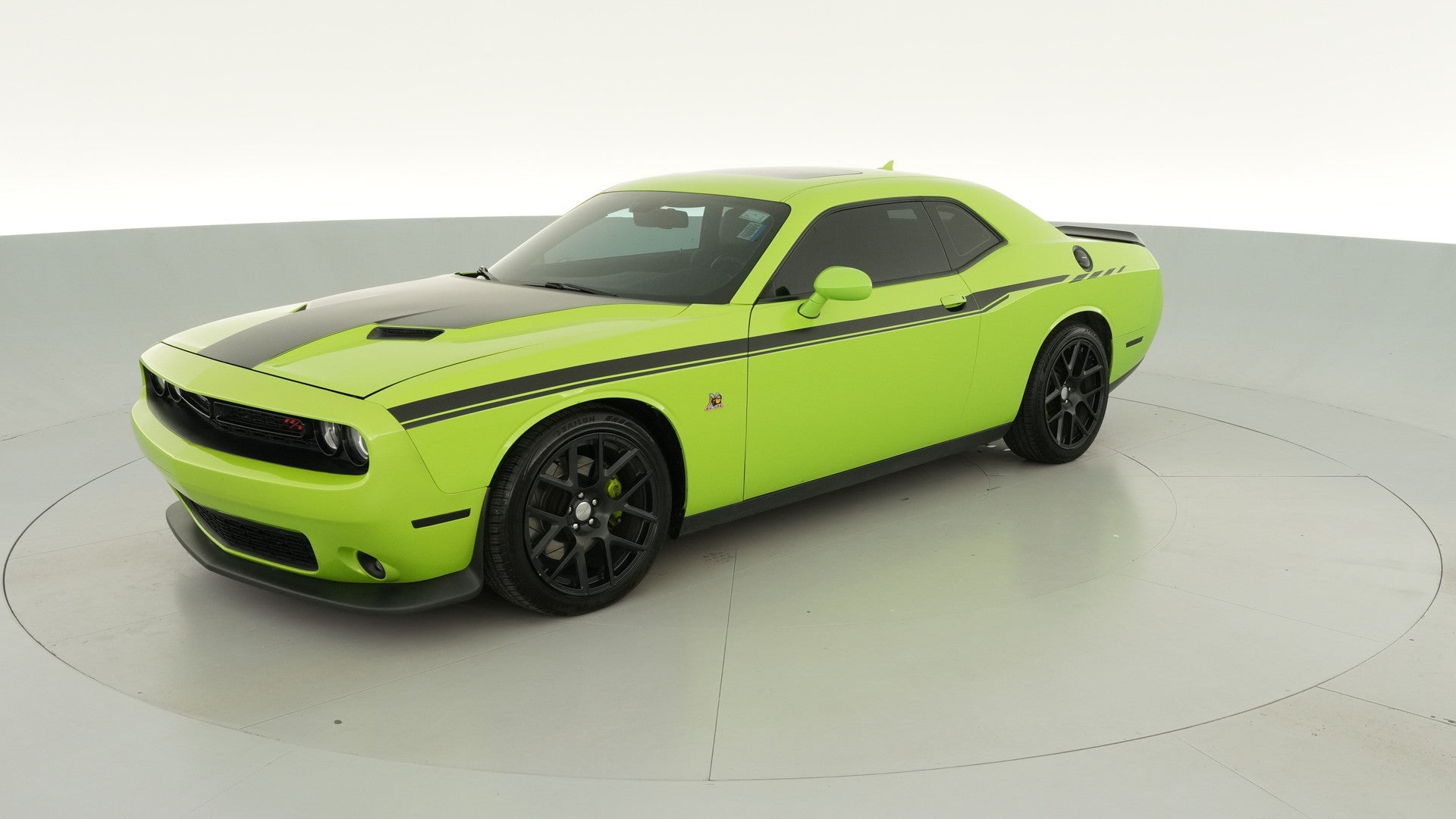 2015 Dodge Challenger vehicle photo