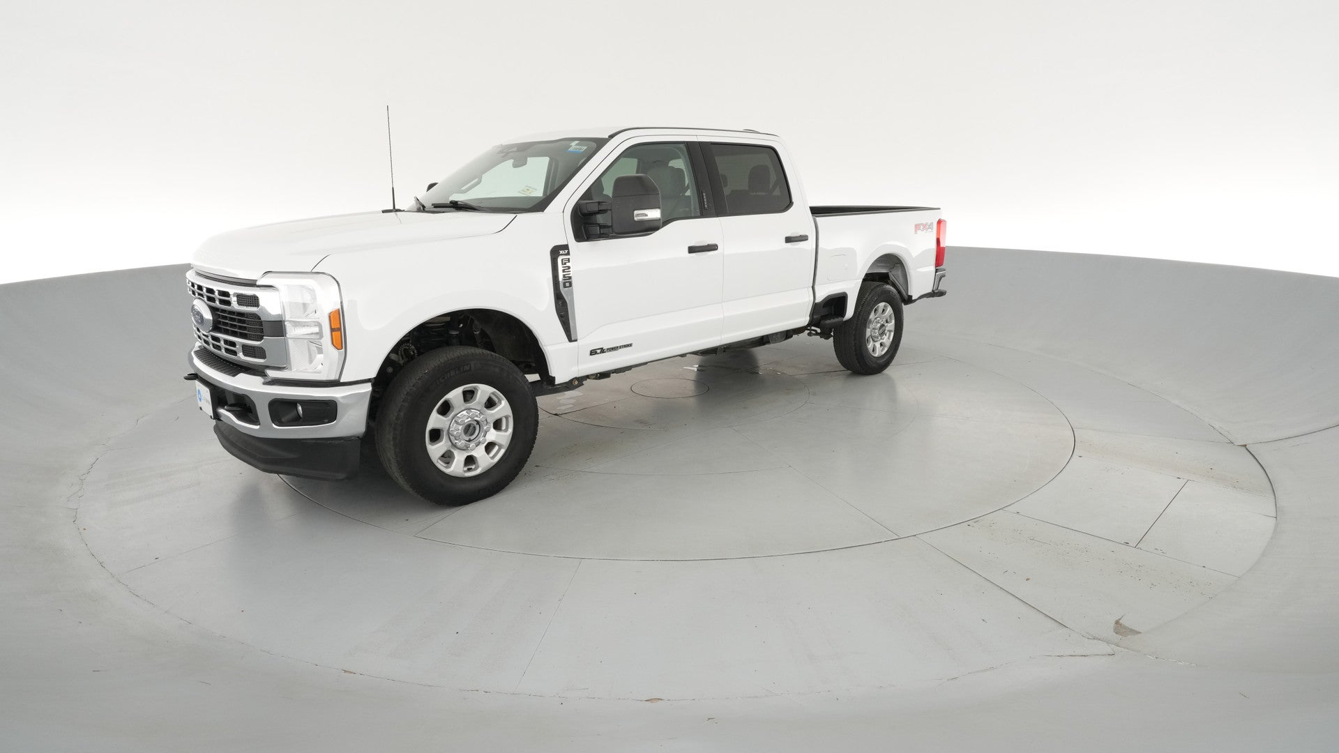 2024 Ford F250 Super Duty Crew Cab vehicle photo
