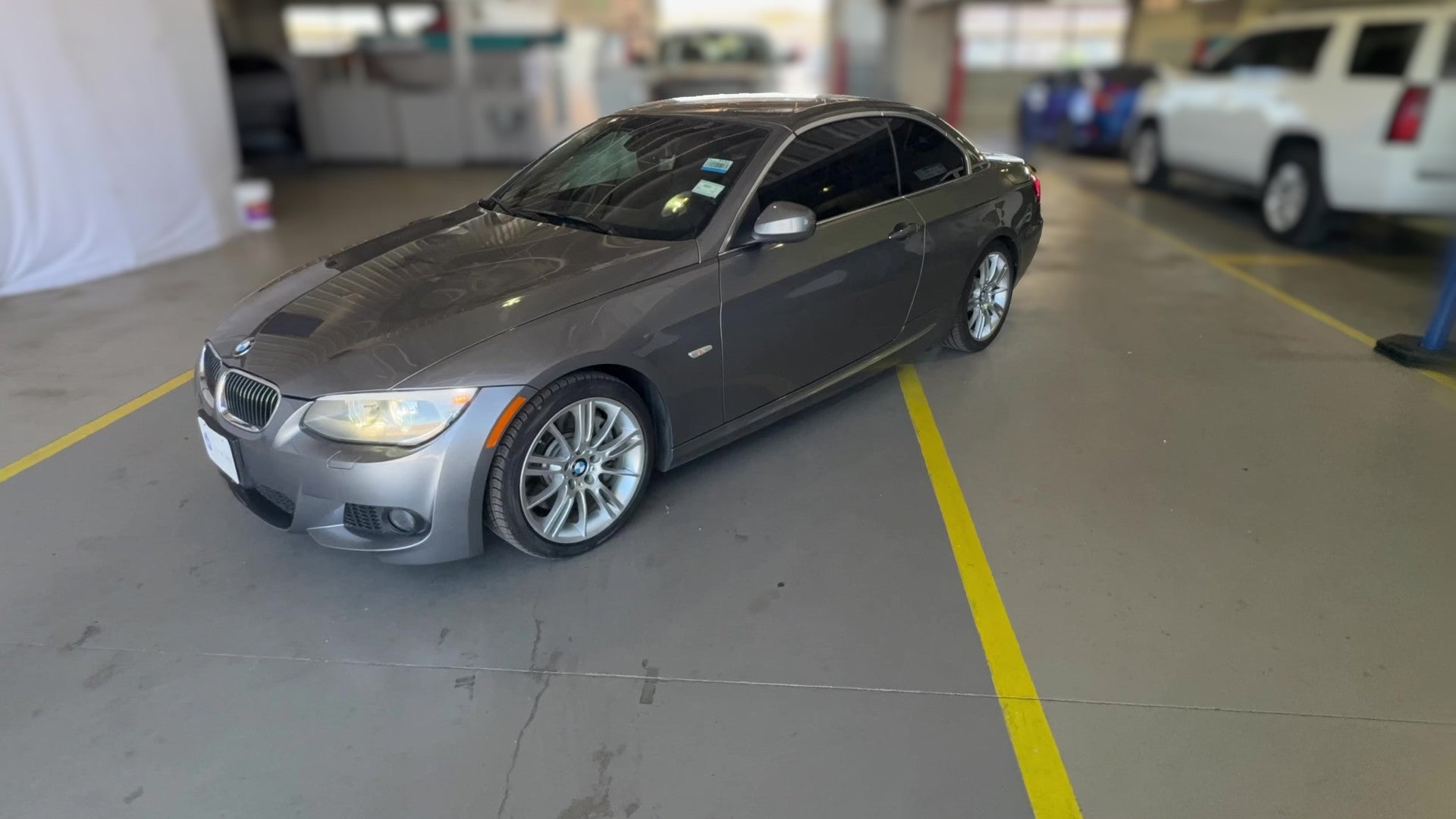 2013 BMW 3 Series vehicle photo