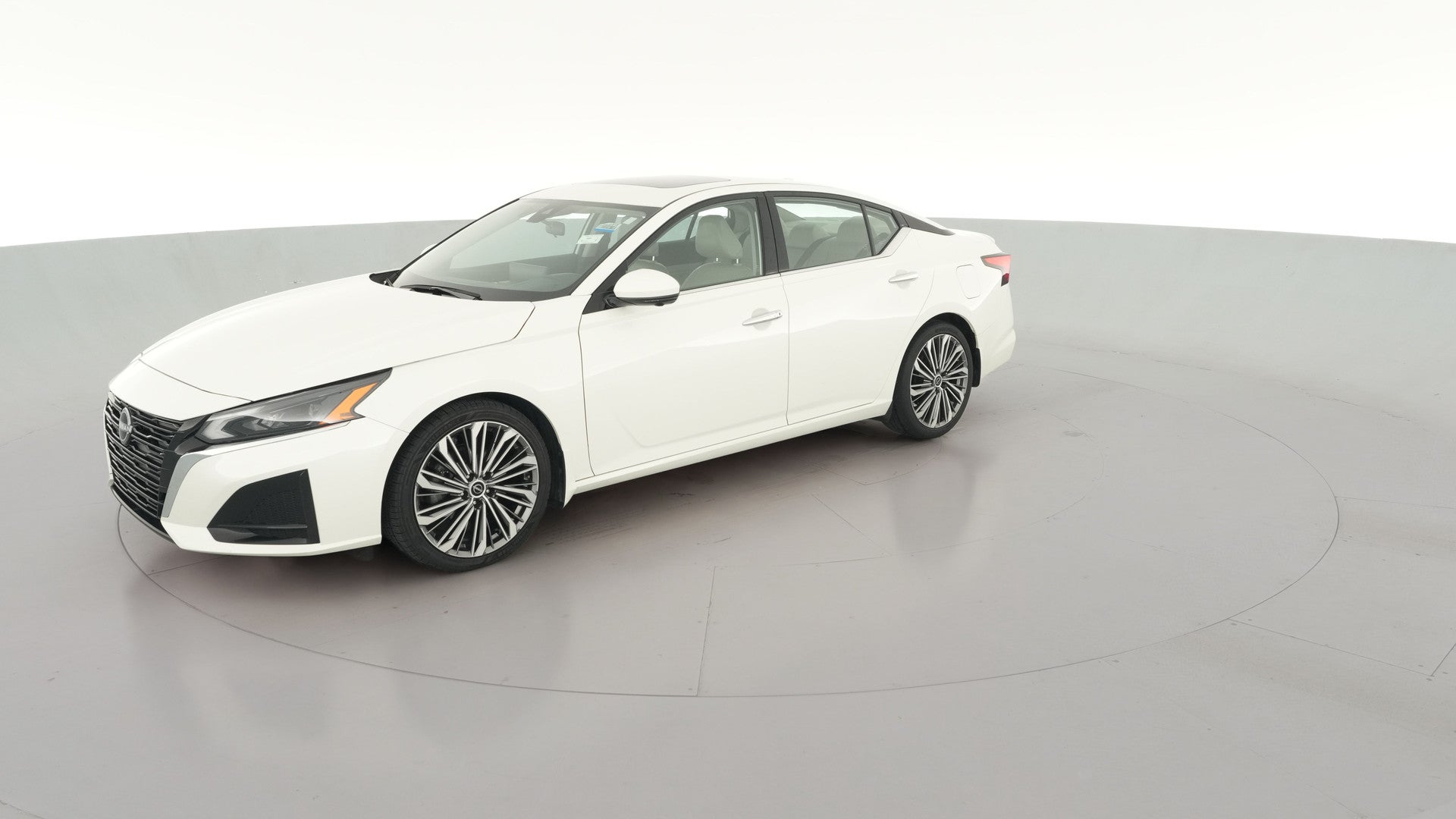2023 Nissan Altima vehicle photo