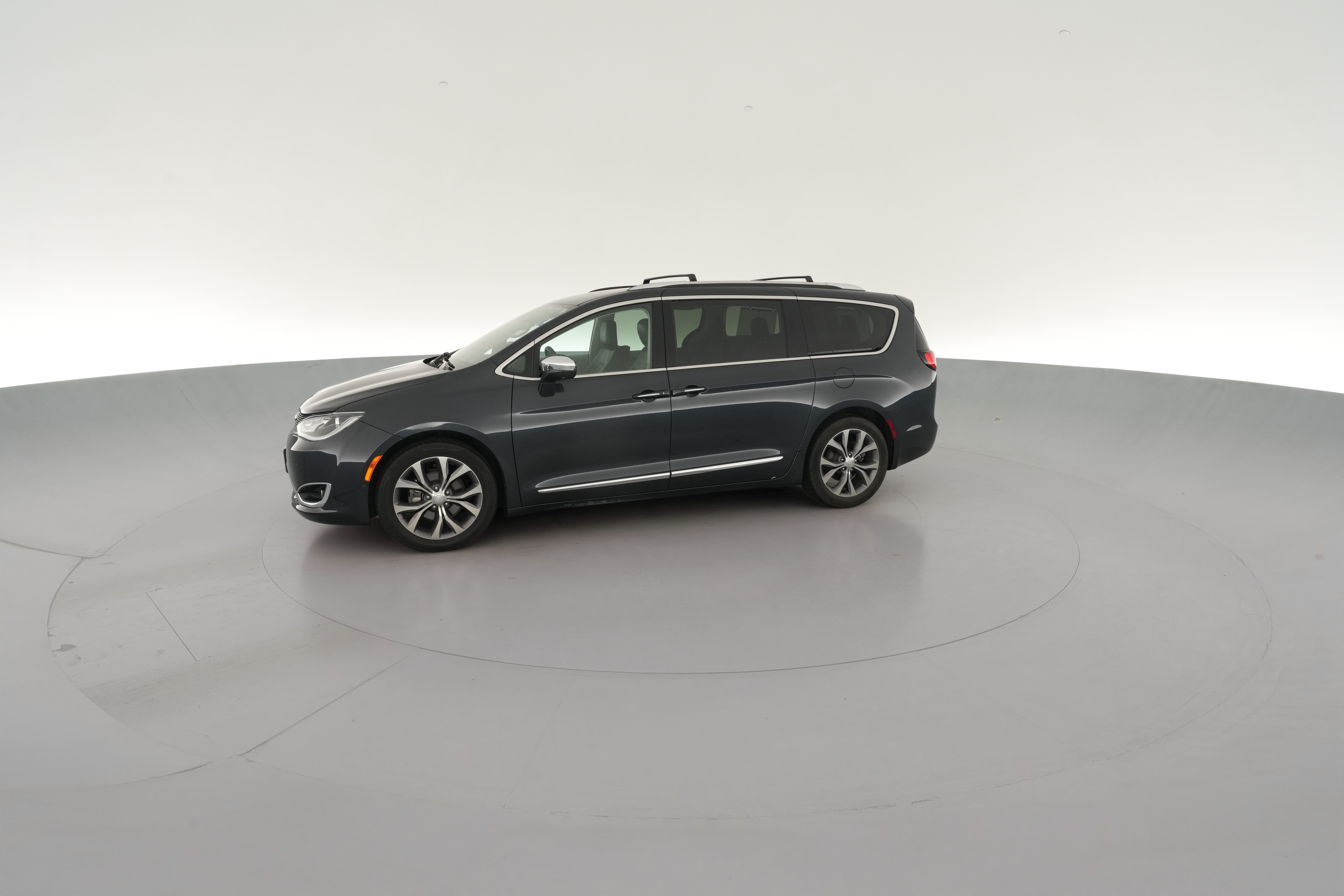 2019 Chrysler Pacifica Limited - Photo 32