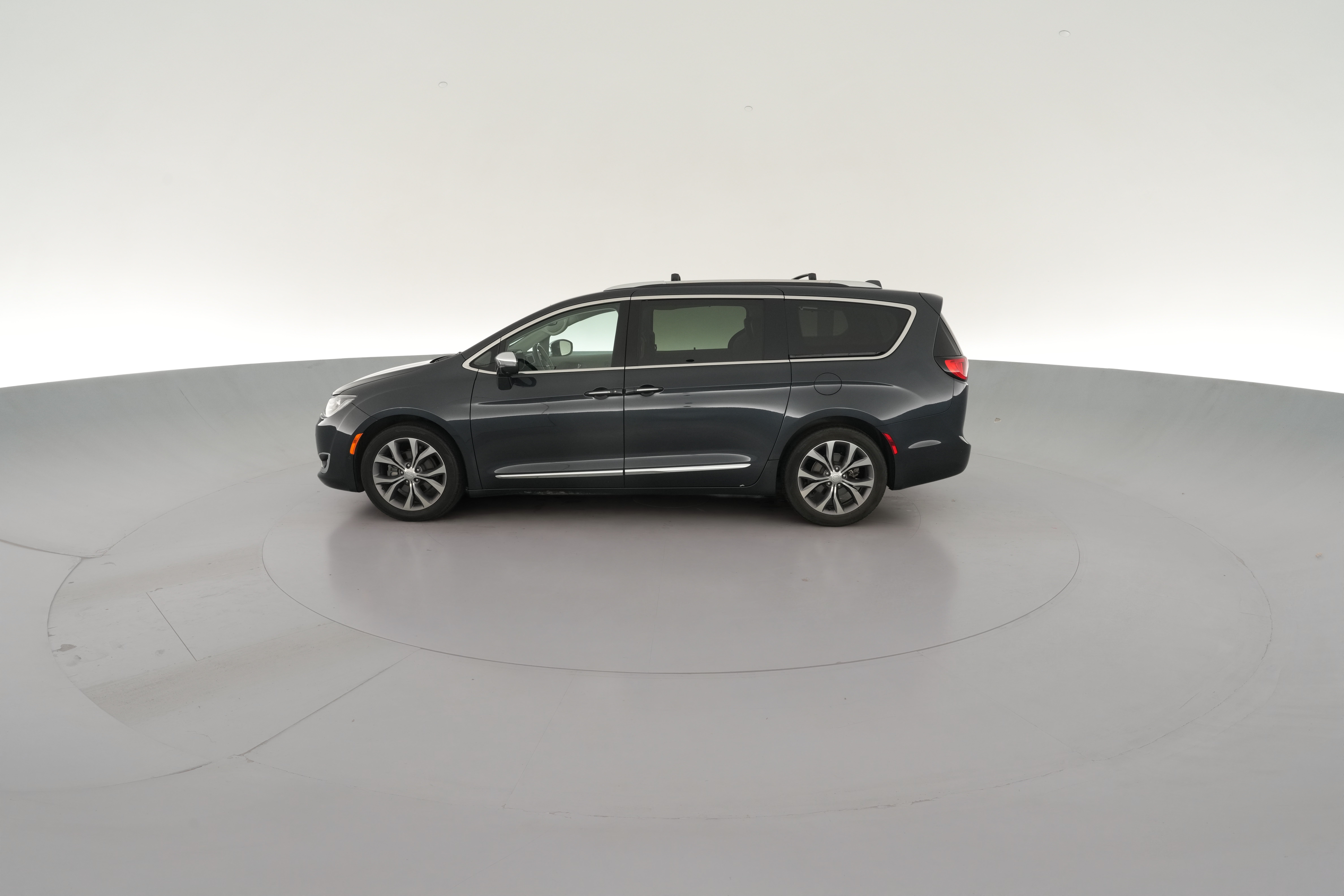 2019 Chrysler Pacifica Limited - Photo 33