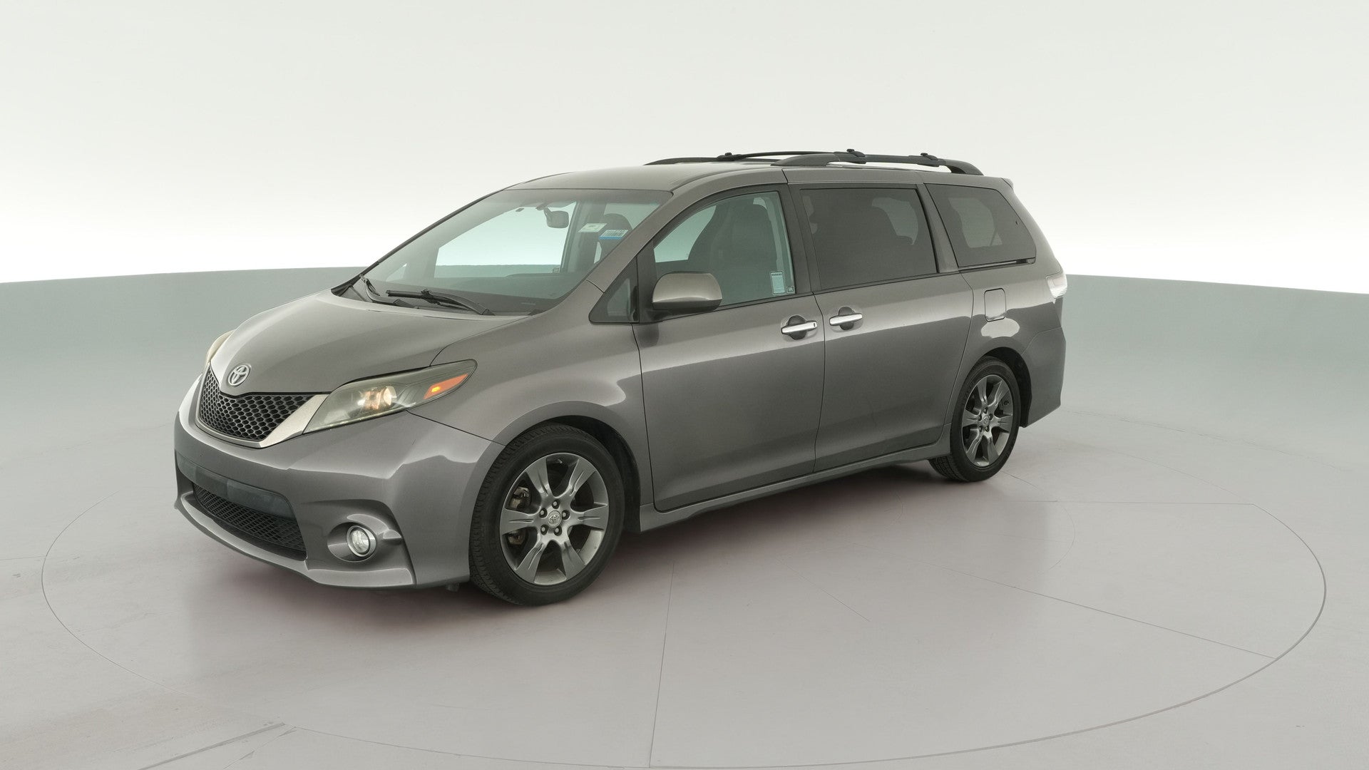 2016 Toyota Sienna vehicle photo