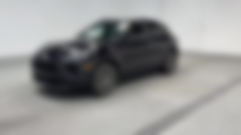 2019 Porsche Macan vehicle photo