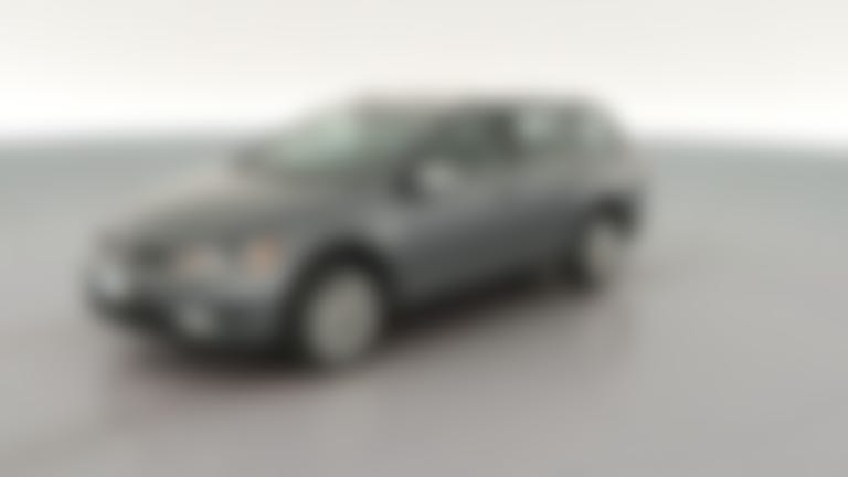 2017 Volkswagen Golf Alltrack vehicle photo