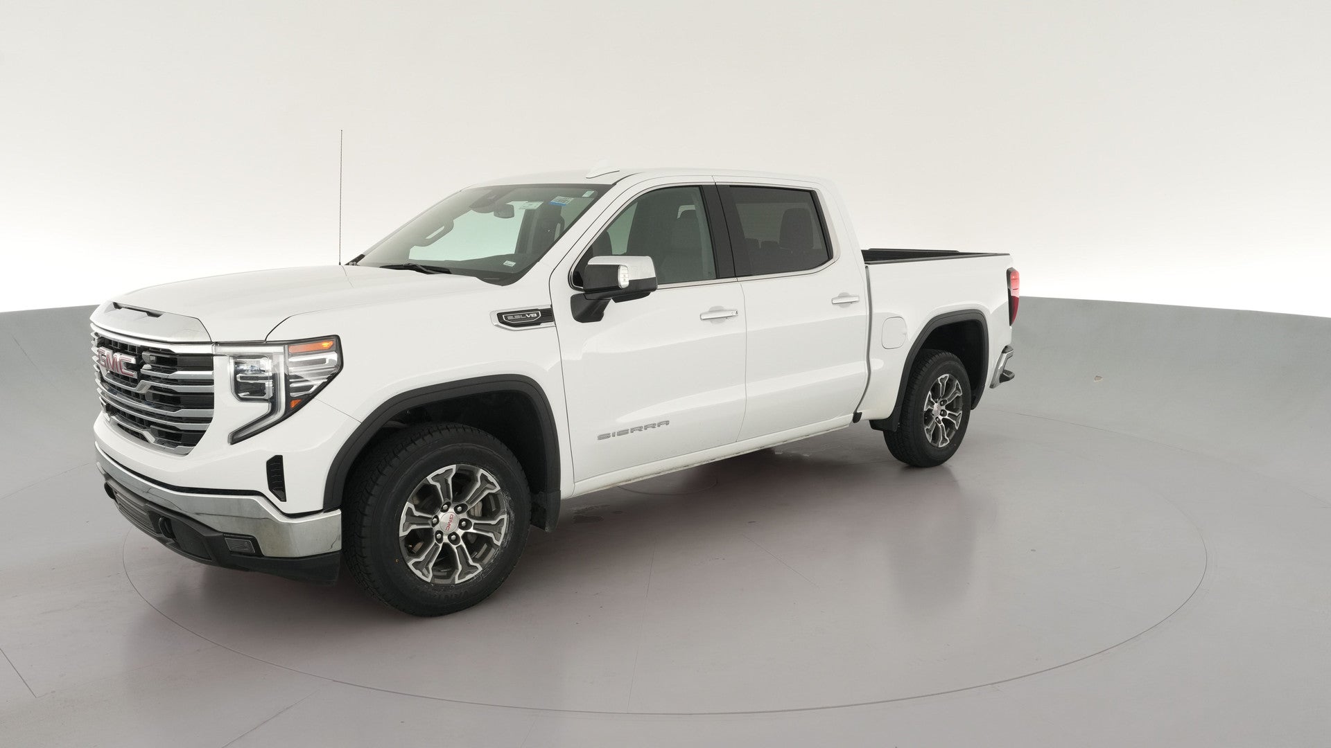 2024 GMC Sierra 1500 Crew Cab vehicle photo
